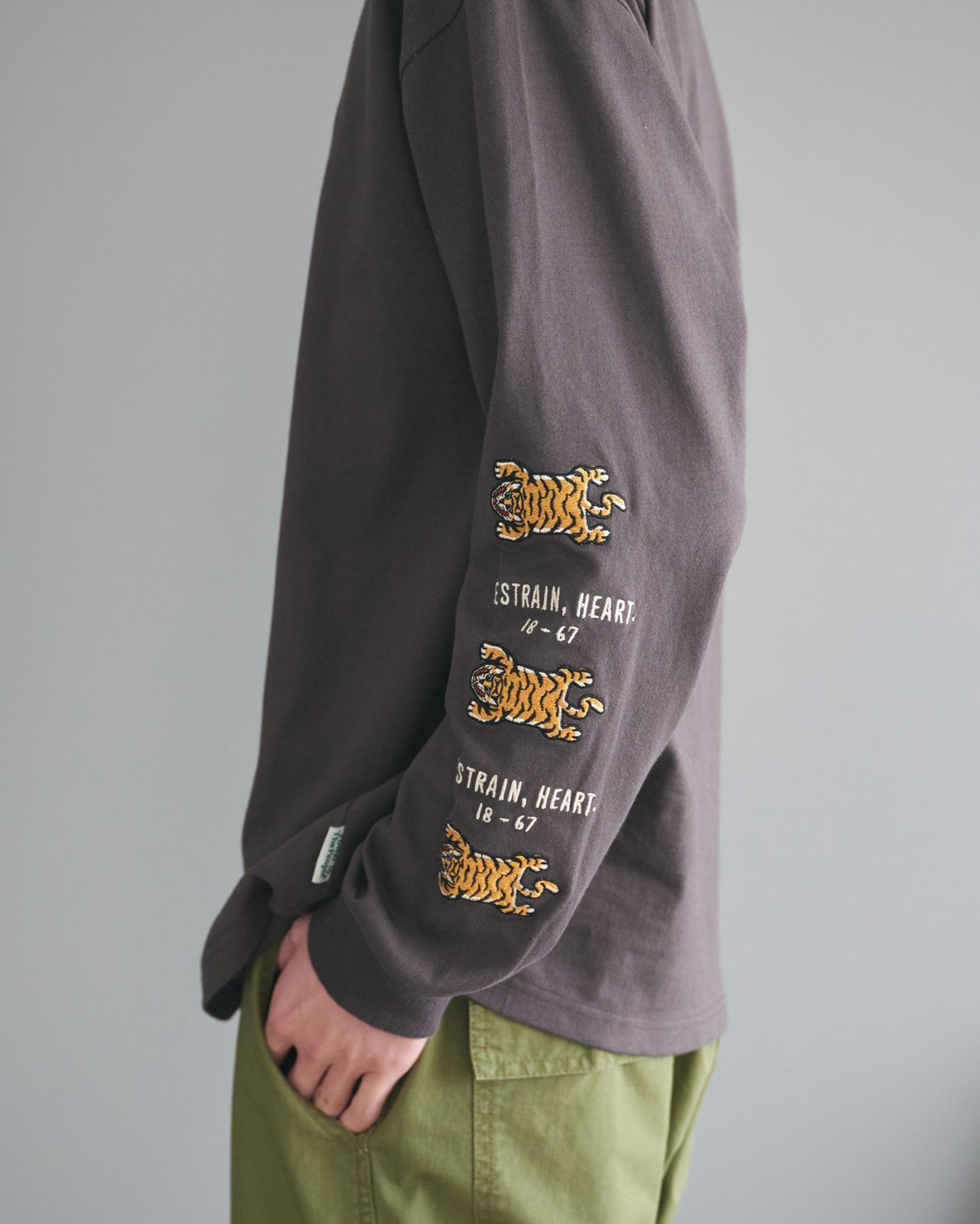 Tiger Sleeve L/S Tee