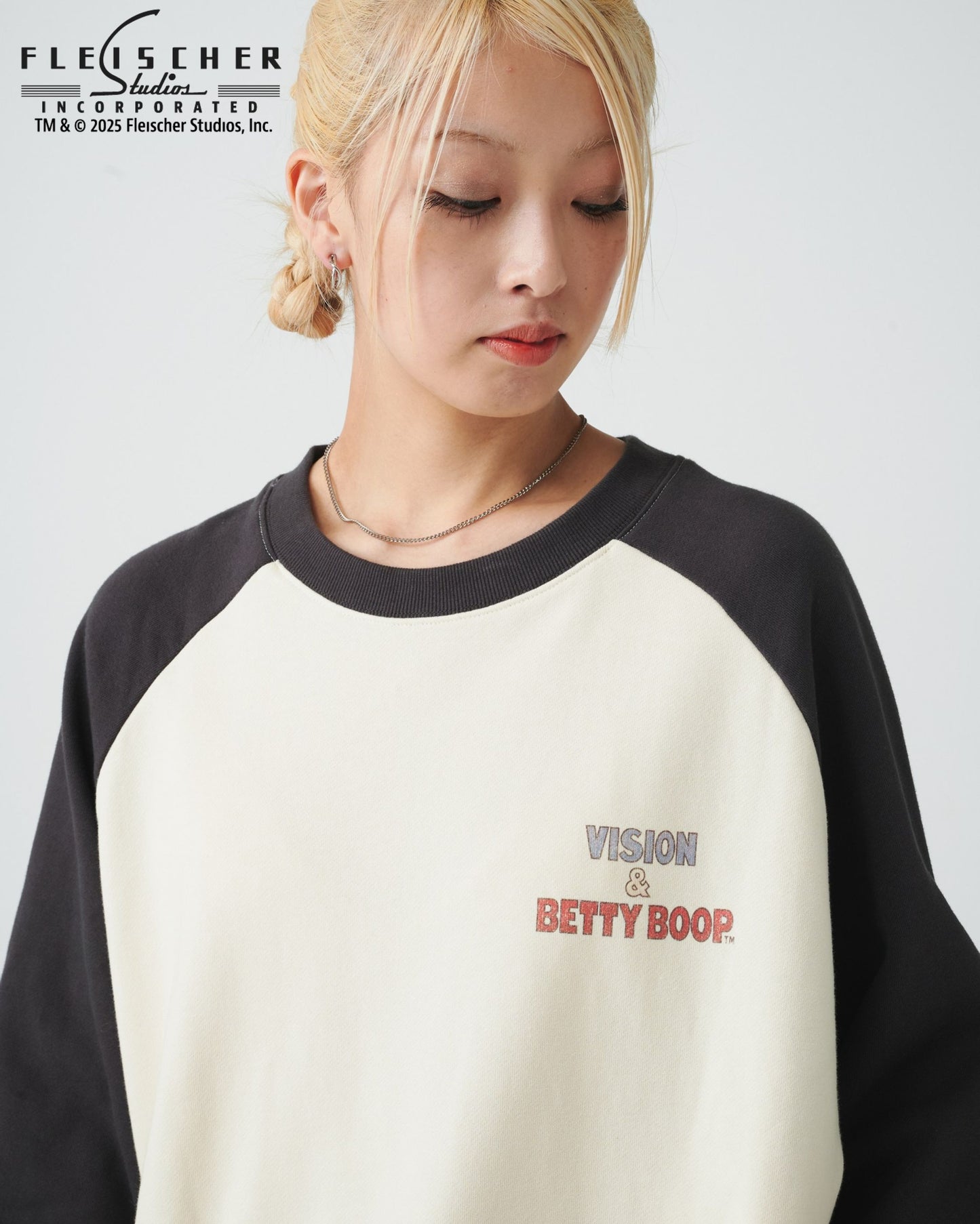 【BETTY BOOP™】 Drive Sweatshirt