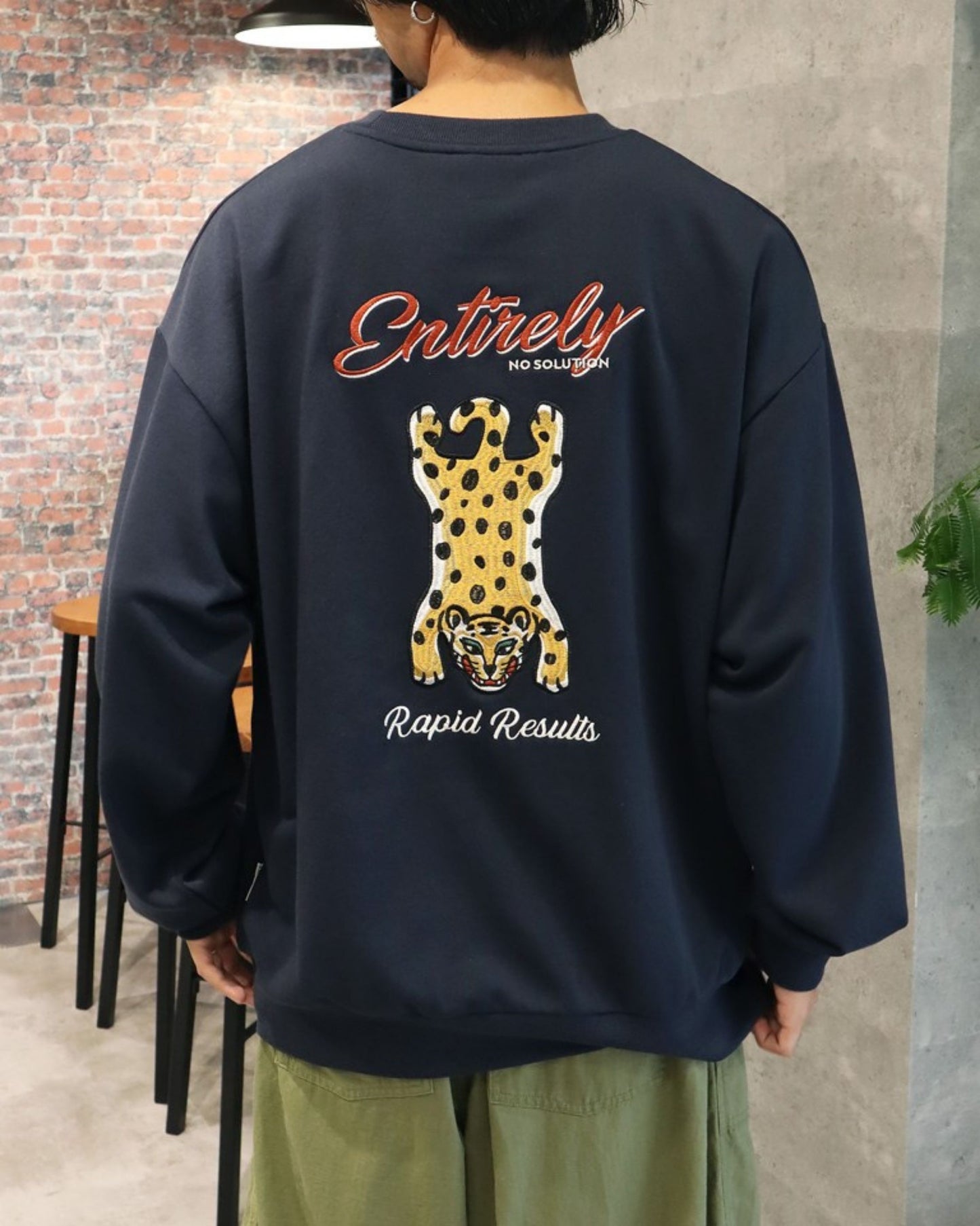 チベタンラグスウェット ヒョウ柄