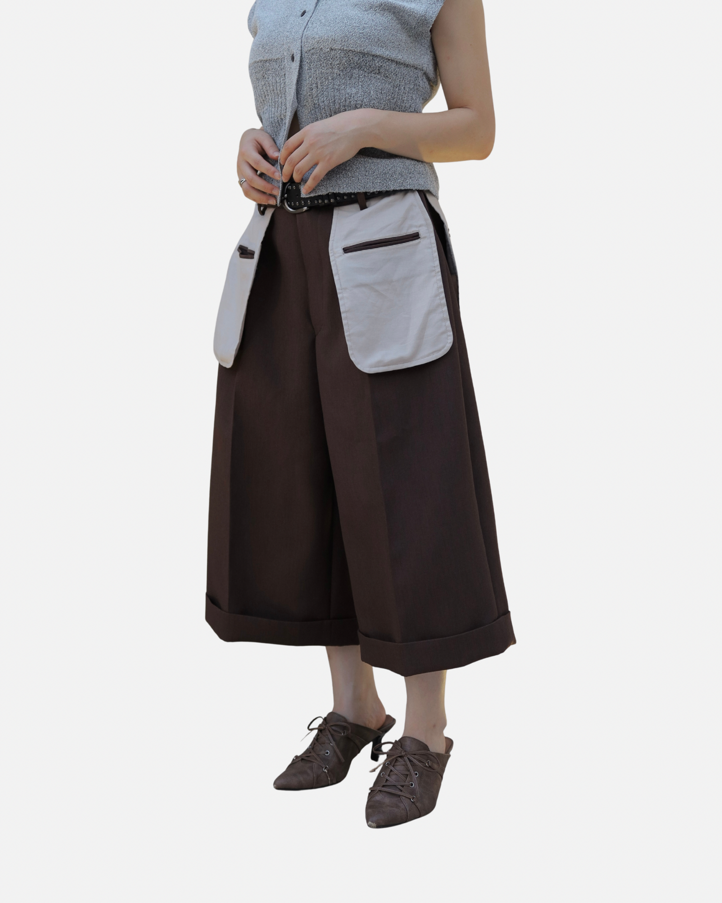 【LOILE】Avant Flap Shorts BROWN