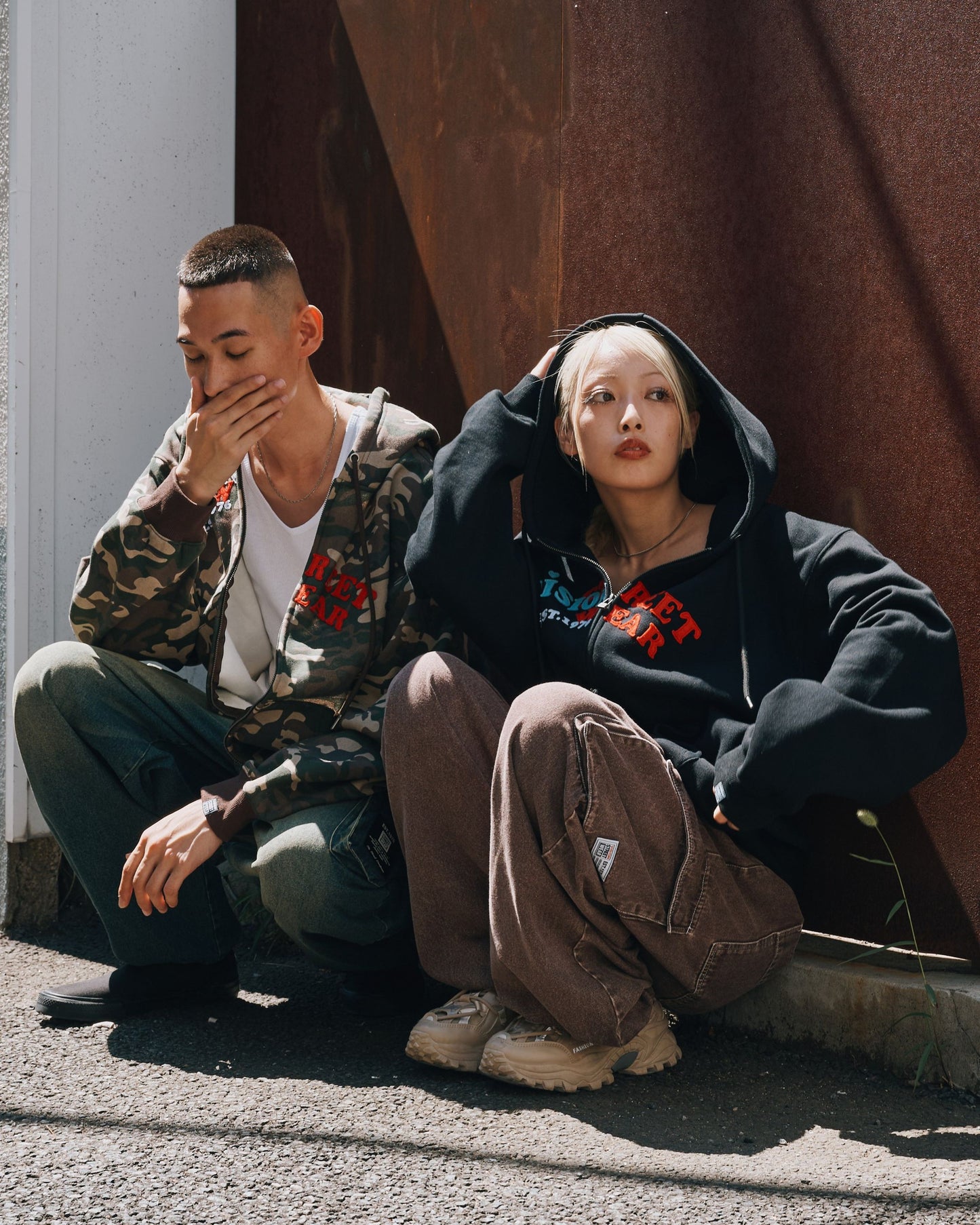 Felt Arch Zip Hoodie