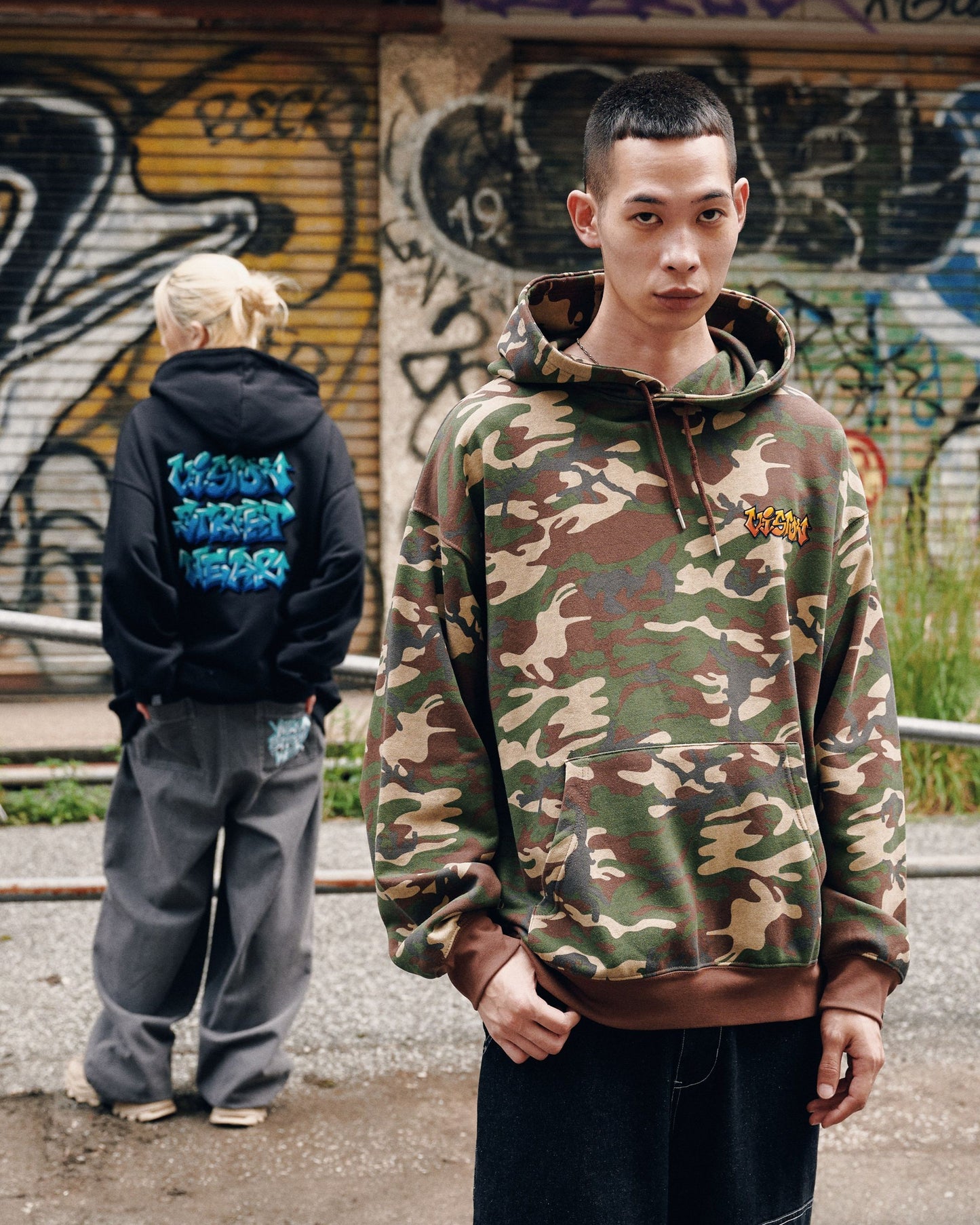 Arrow Logo Hoodie / スプレーアートロゴパーカー