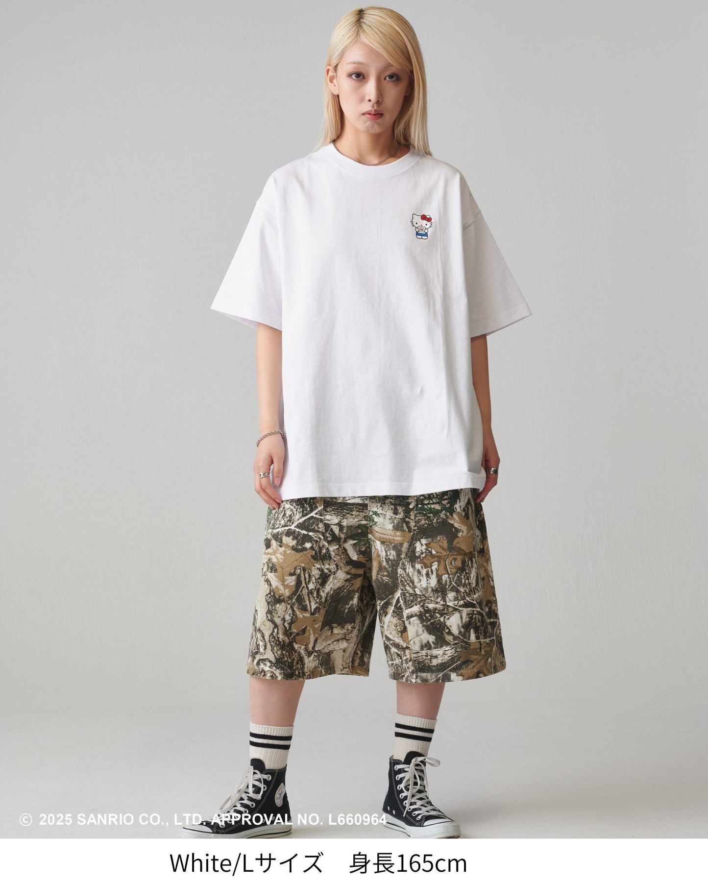 【サンリオキャラクターズ】Hello Kitty T-shirt