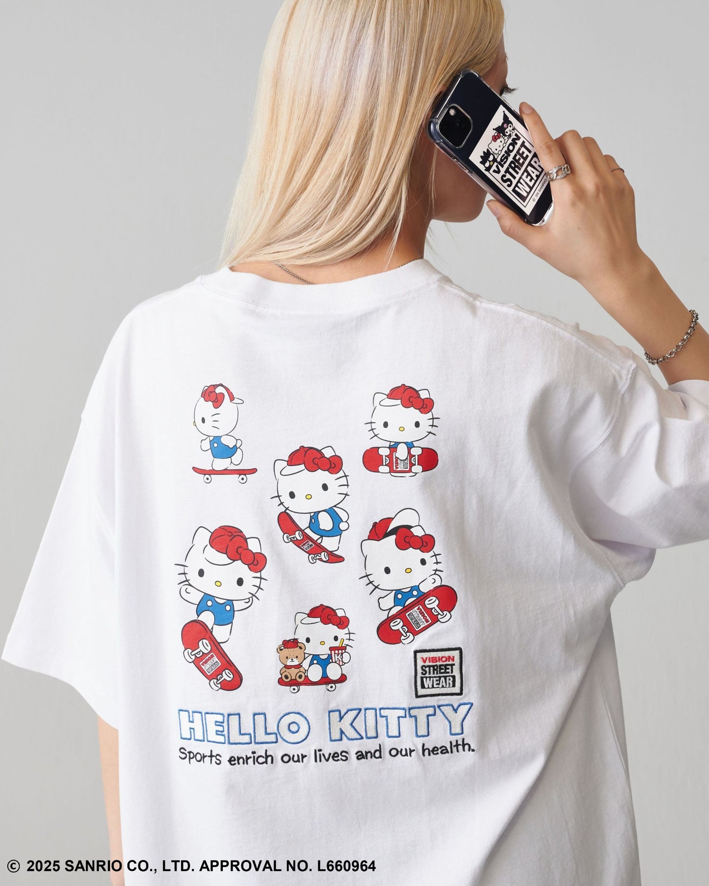 【サンリオキャラクターズ】Hello Kitty T-shirt