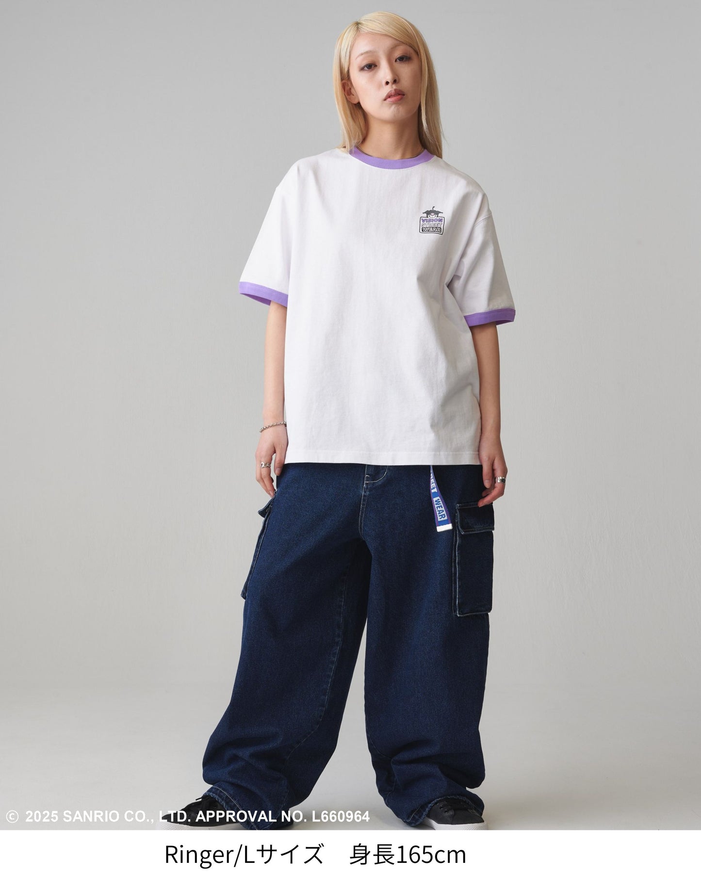 【サンリオキャラクターズ】Kuromi T-shirt