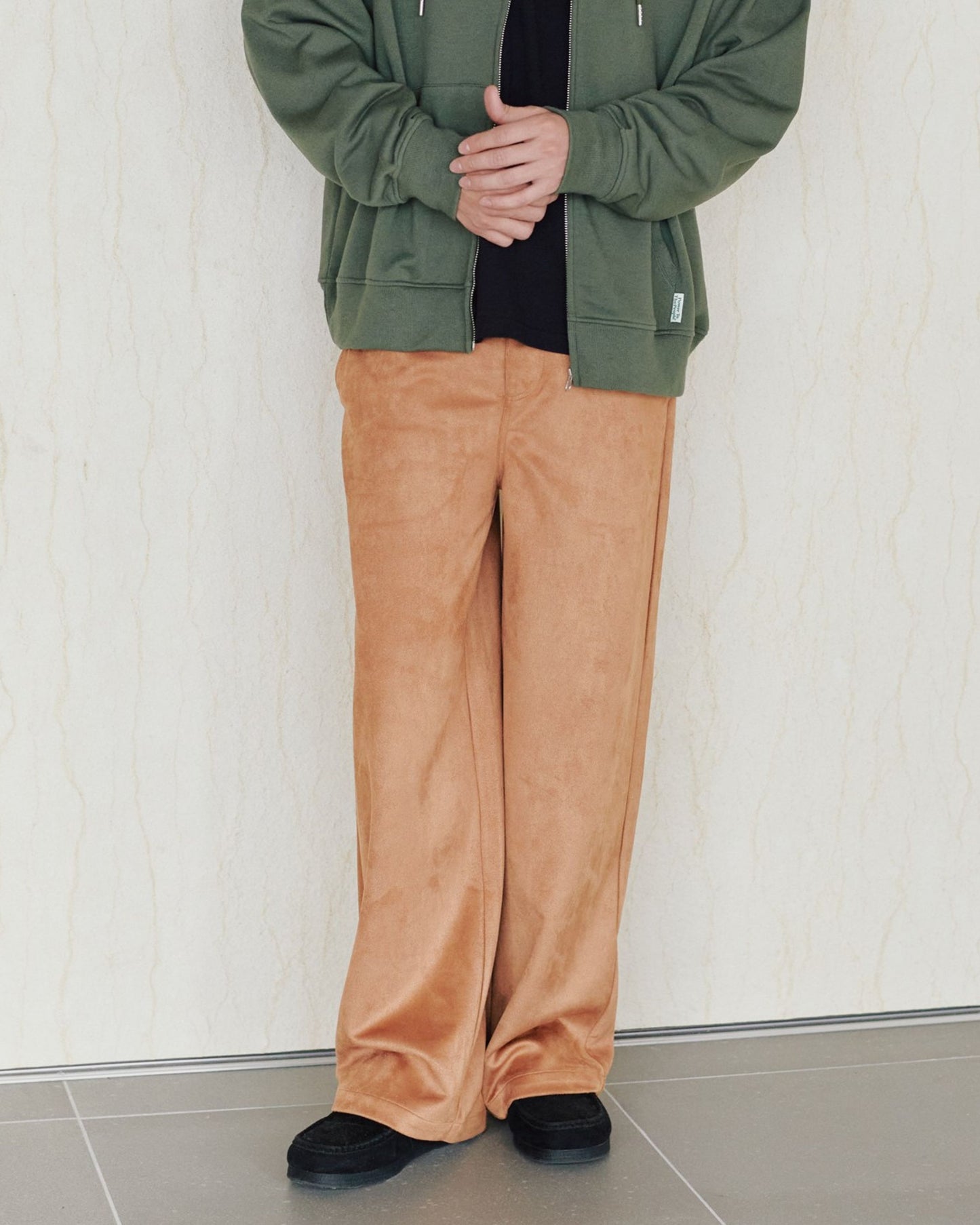 フェイクスウェードパンツ