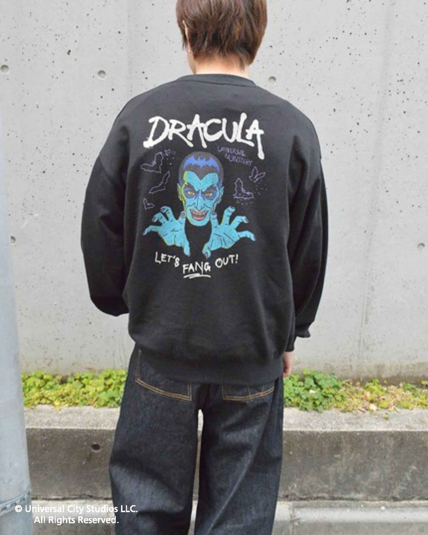 【UNIVERSAL MONSTERS】イラストプリントスウェット ドラキュラ柄