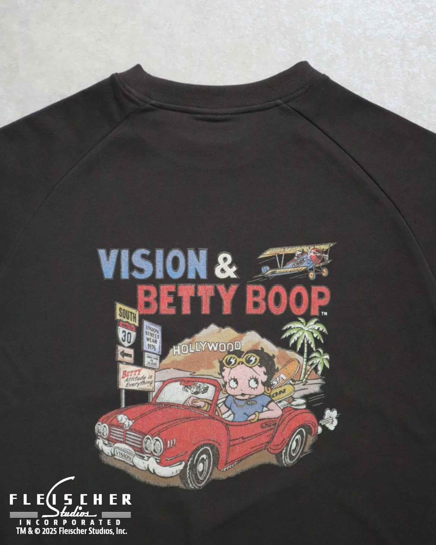【BETTY BOOP™】 Drive Sweatshirt