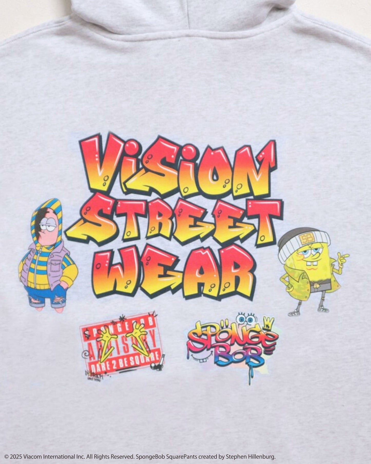 【スポンジ・ボブコラボ】 Logo ZIP PK / ストリートグラフィックZIPパーカー