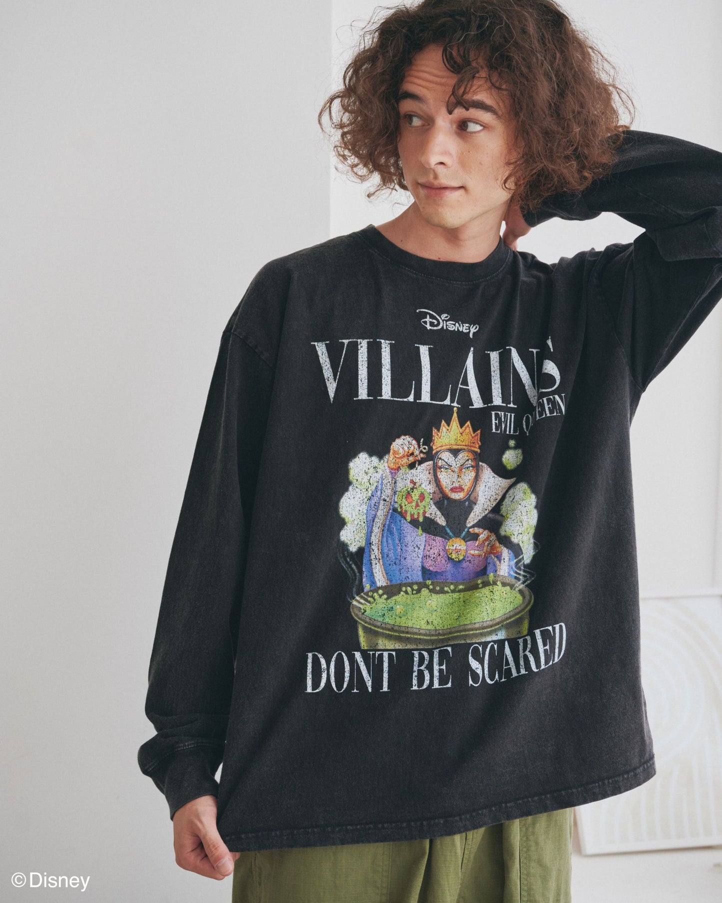 【Disneyヴィランズ】魔女  マガジンロンTee