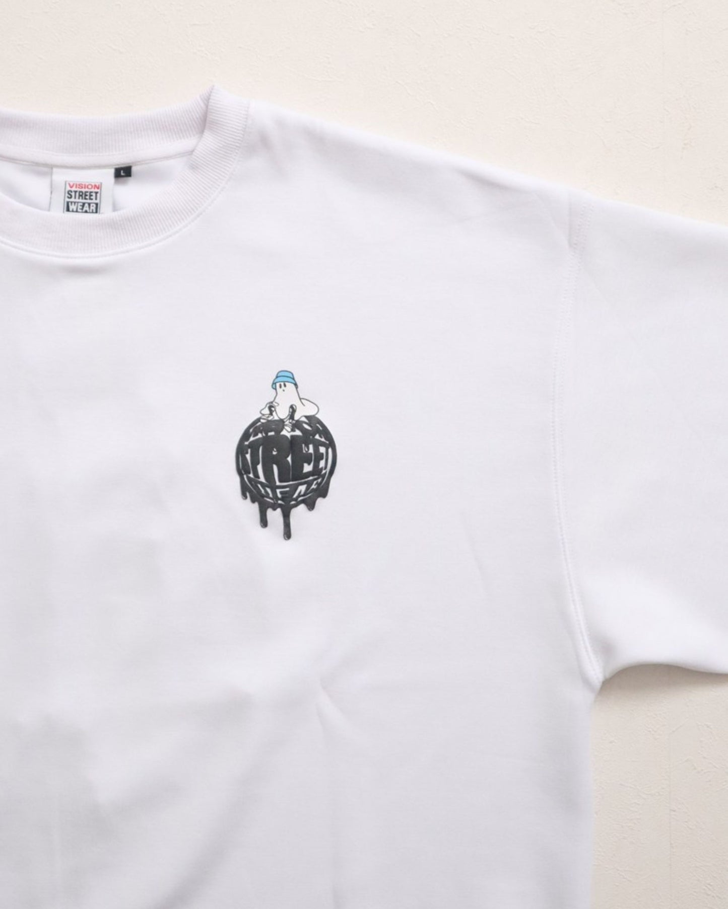 Ghost circle logo CN