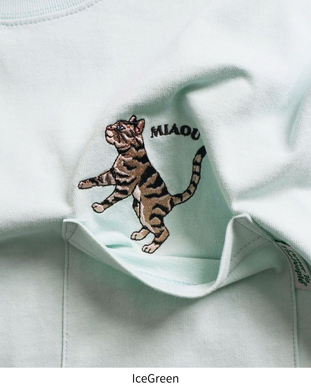猫ポケ刺繍Tシャツ