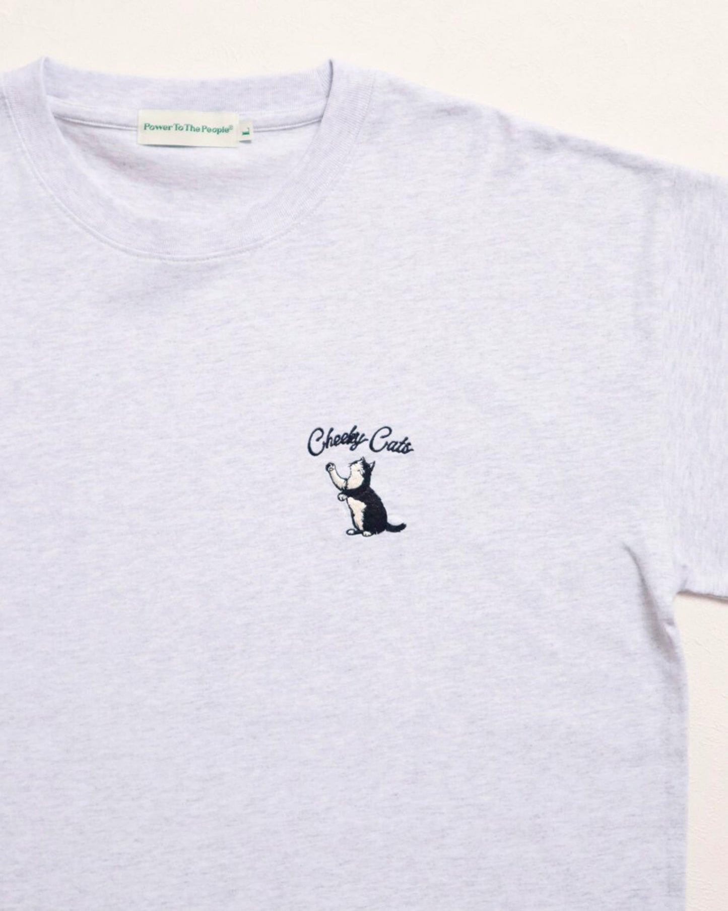 ネコ袖プリントロンT