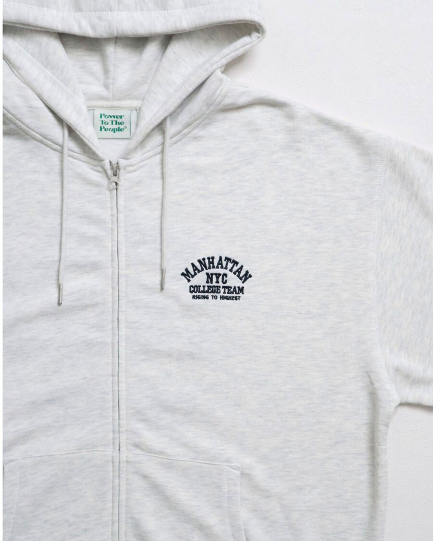 タイガーロゴZIPパーカー