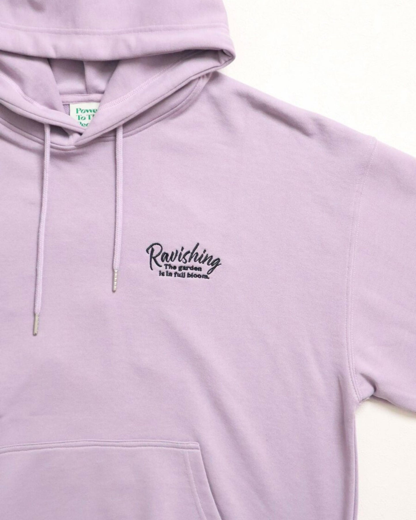 フラワー刺繍パーカー