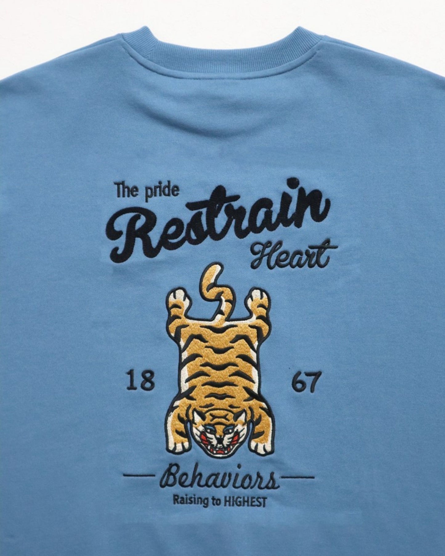 チベタンラグスウェット　タイガー柄