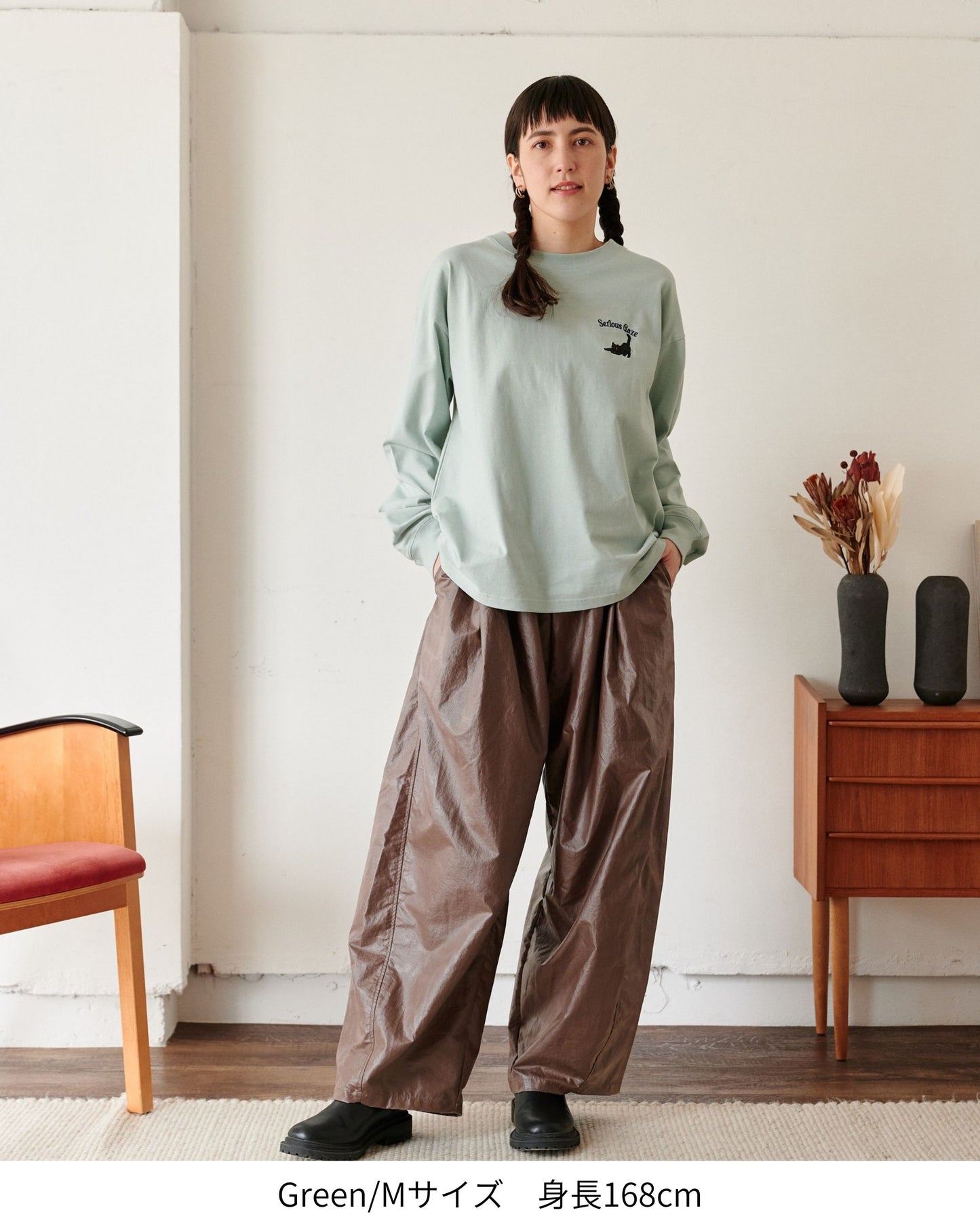 ネコ刺繍ロンT