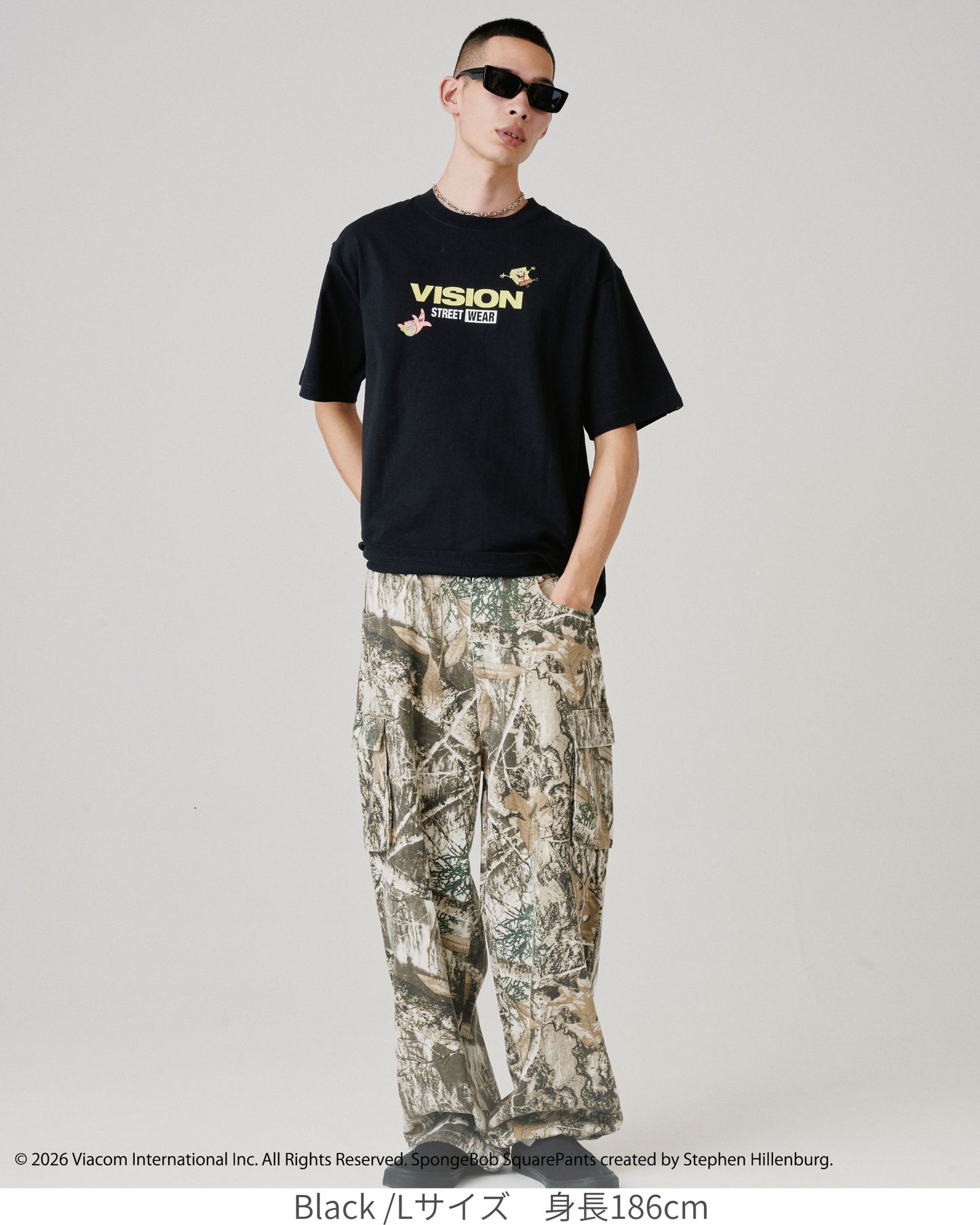 【スポンジ・ボブコラボ】Multi Tee / マルチグラフィックTシャツ