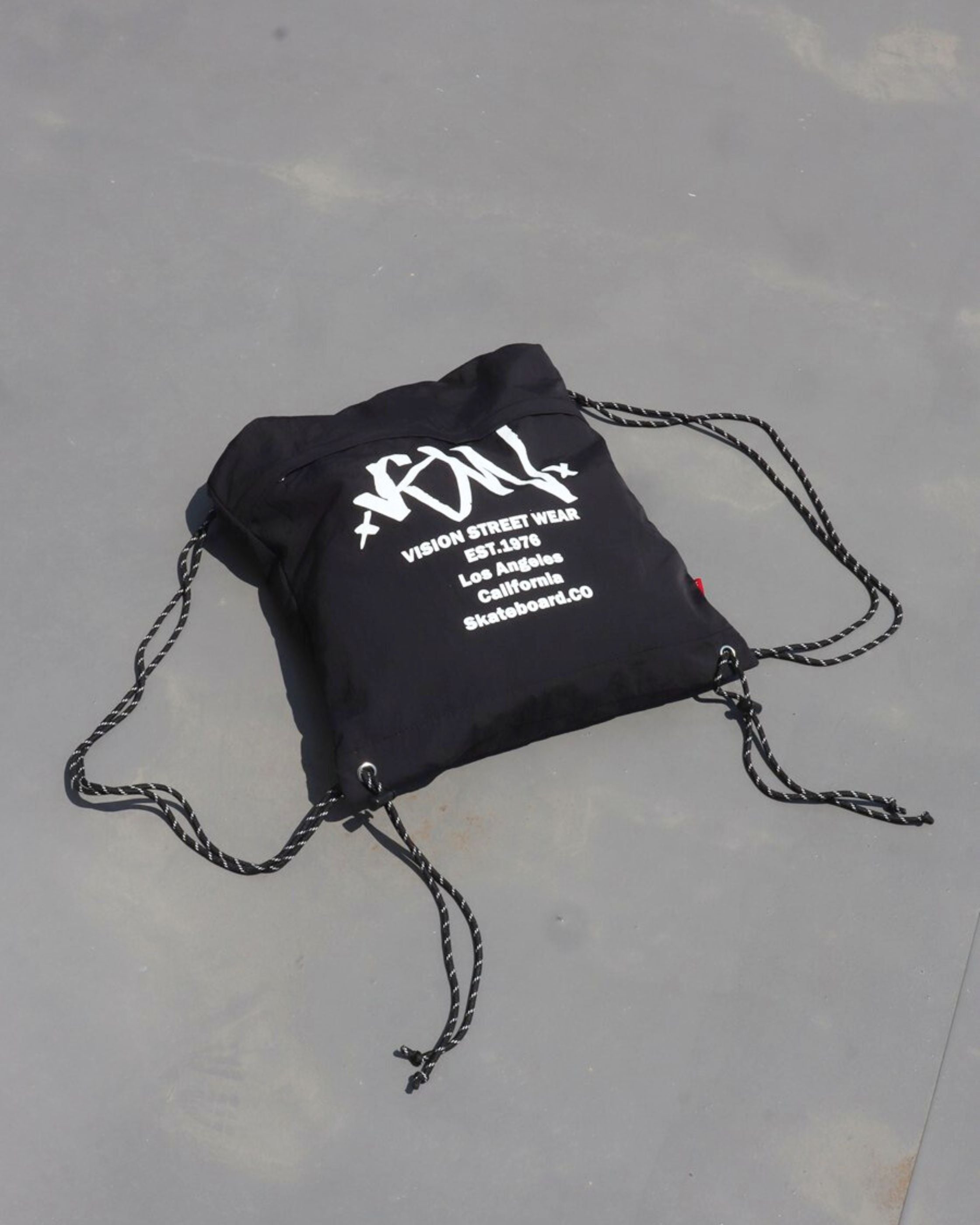 VISION STREET WEAR】Knapsack / グラフィティロゴナップサック – Ha