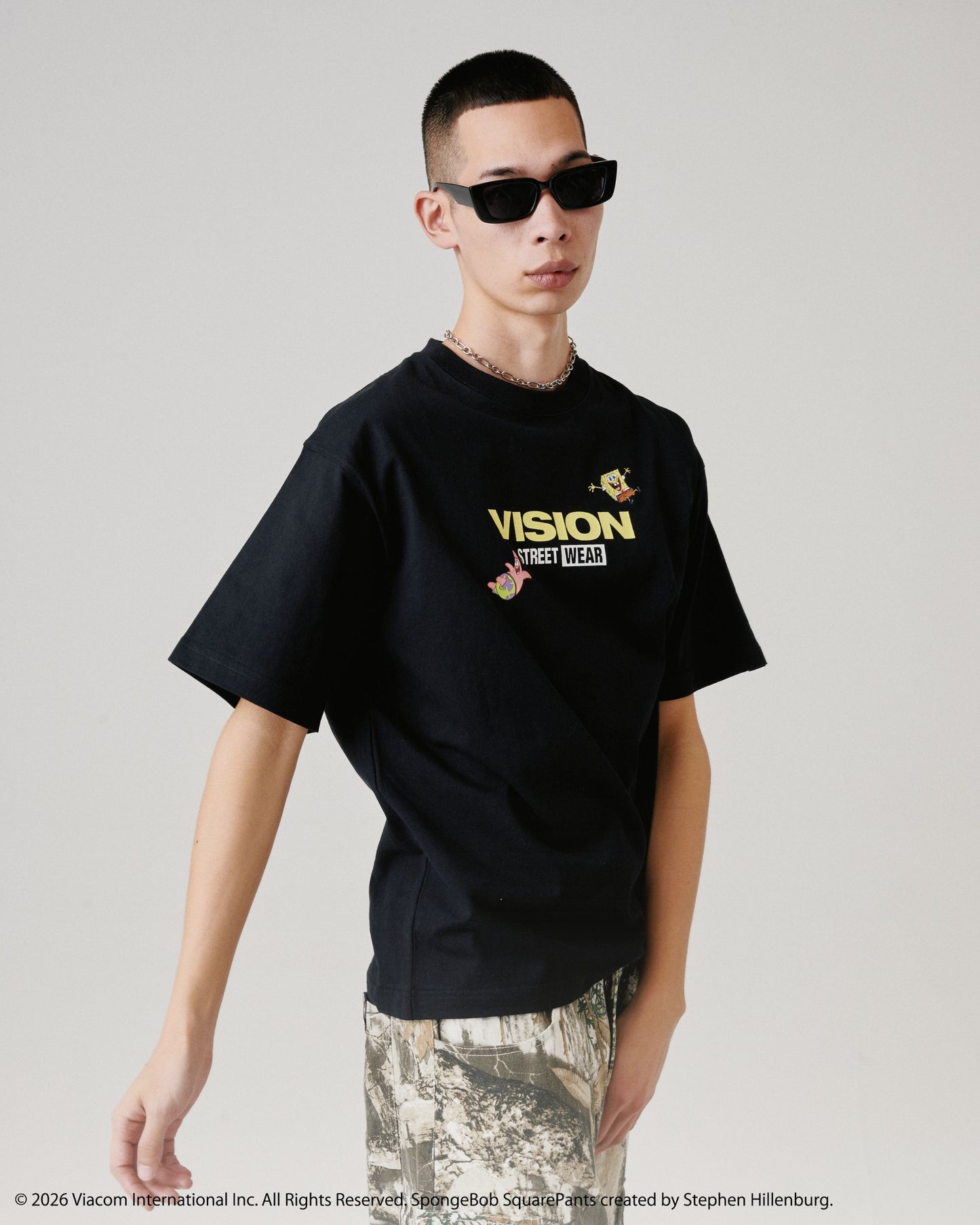 【スポンジ・ボブコラボ】Multi Tee / マルチグラフィックTシャツ