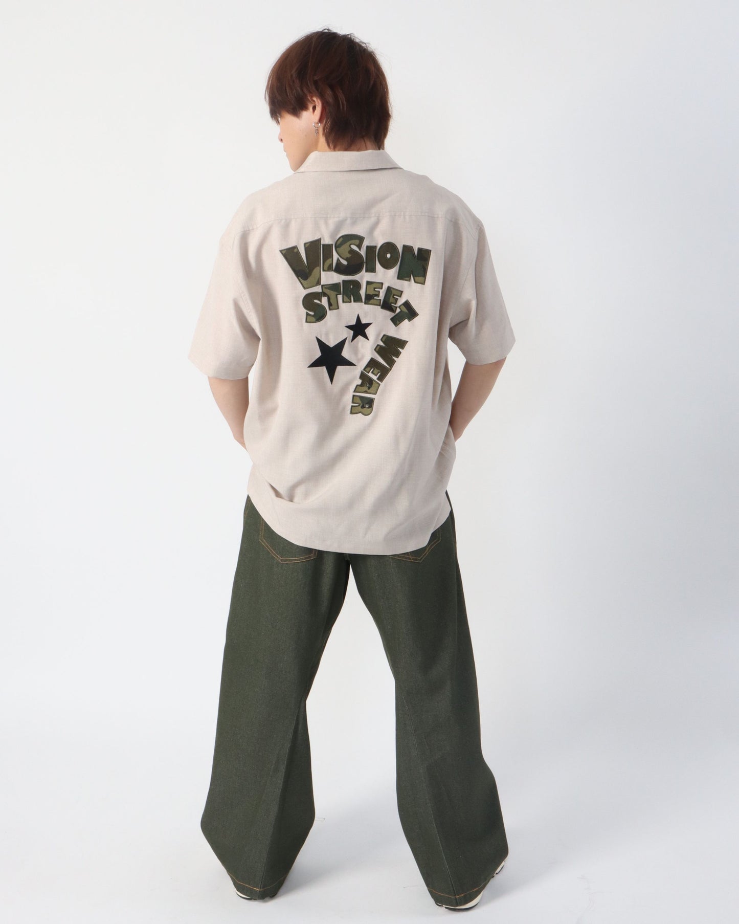 Curve Logo Shirt / 異素材カーブロゴシャツ