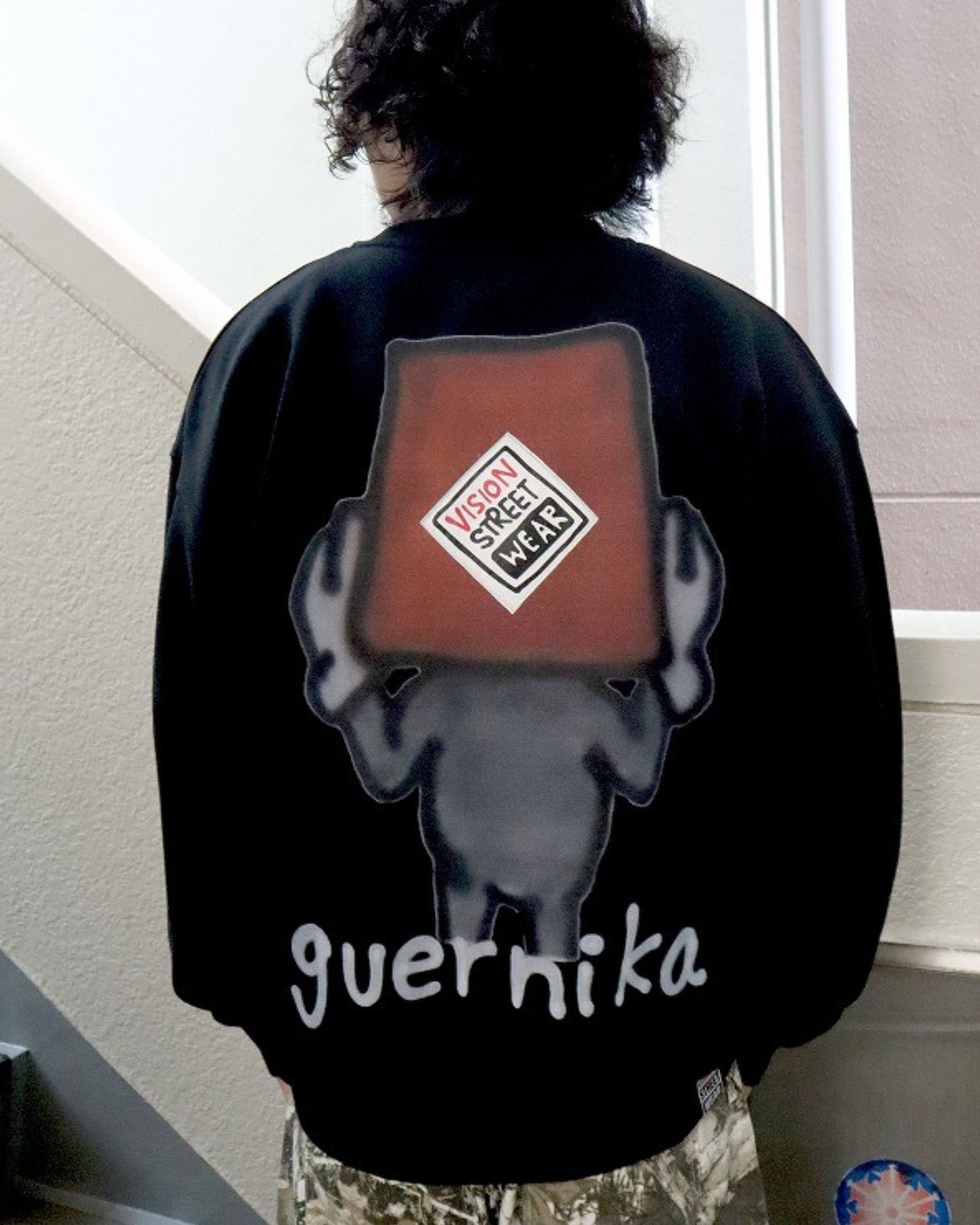 【guernika】 ANONYMOUS Sweatshirt