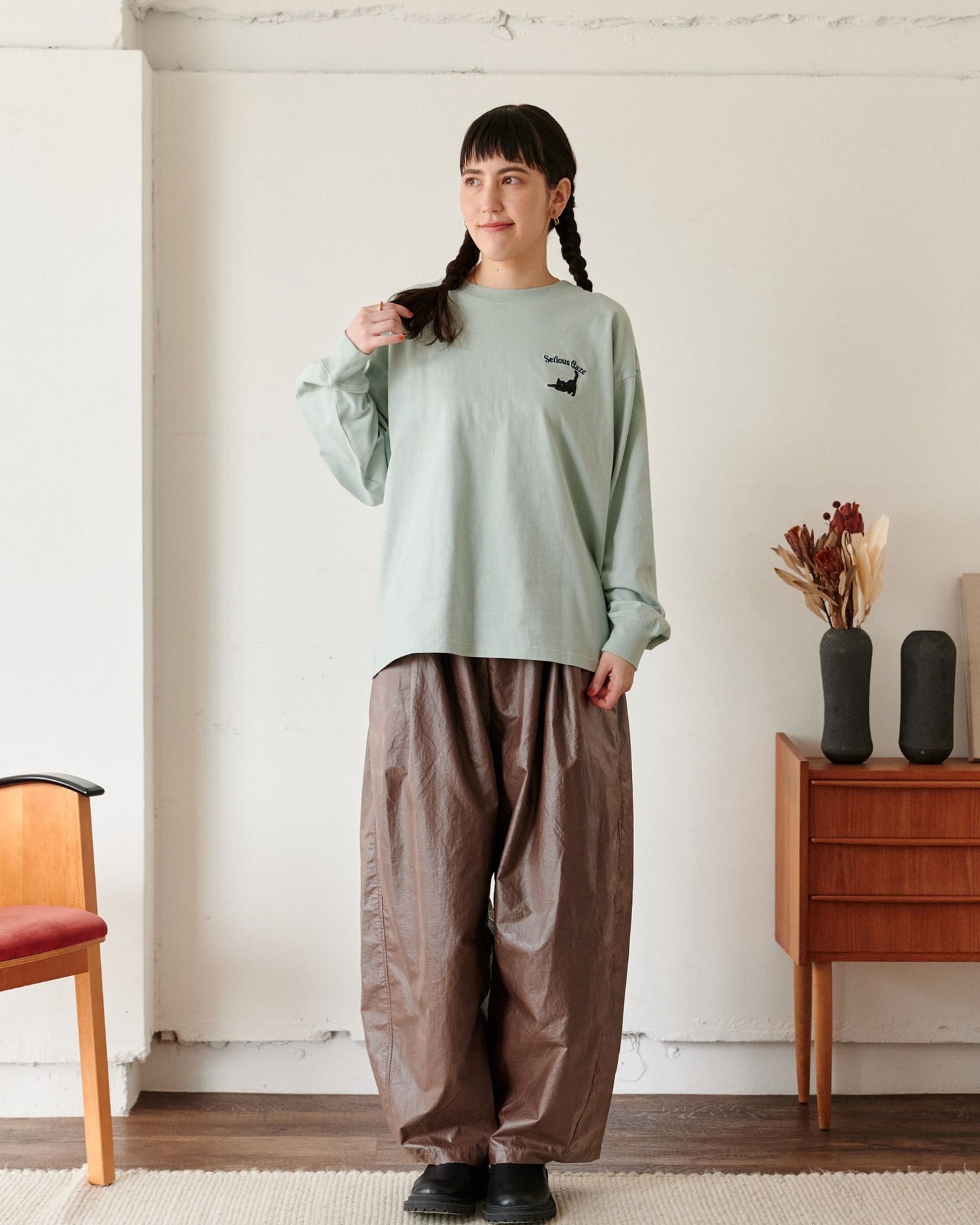 ネコ刺繍ロンT