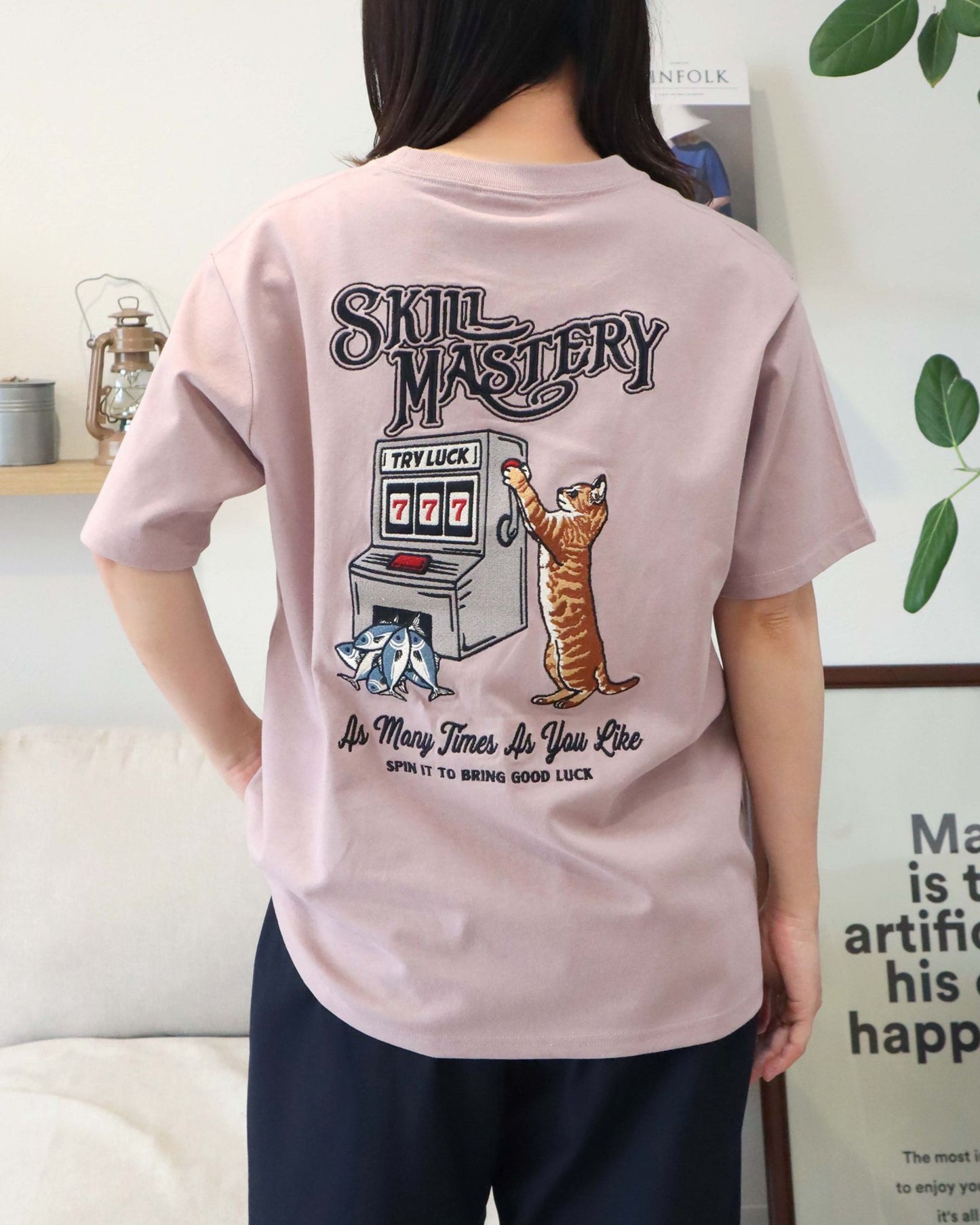 スロットネコ刺繍T
