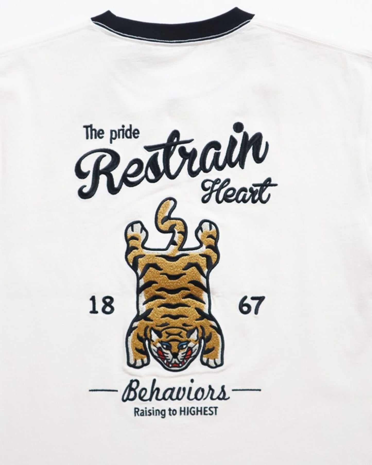 チベタンタイガーラグ刺繍T