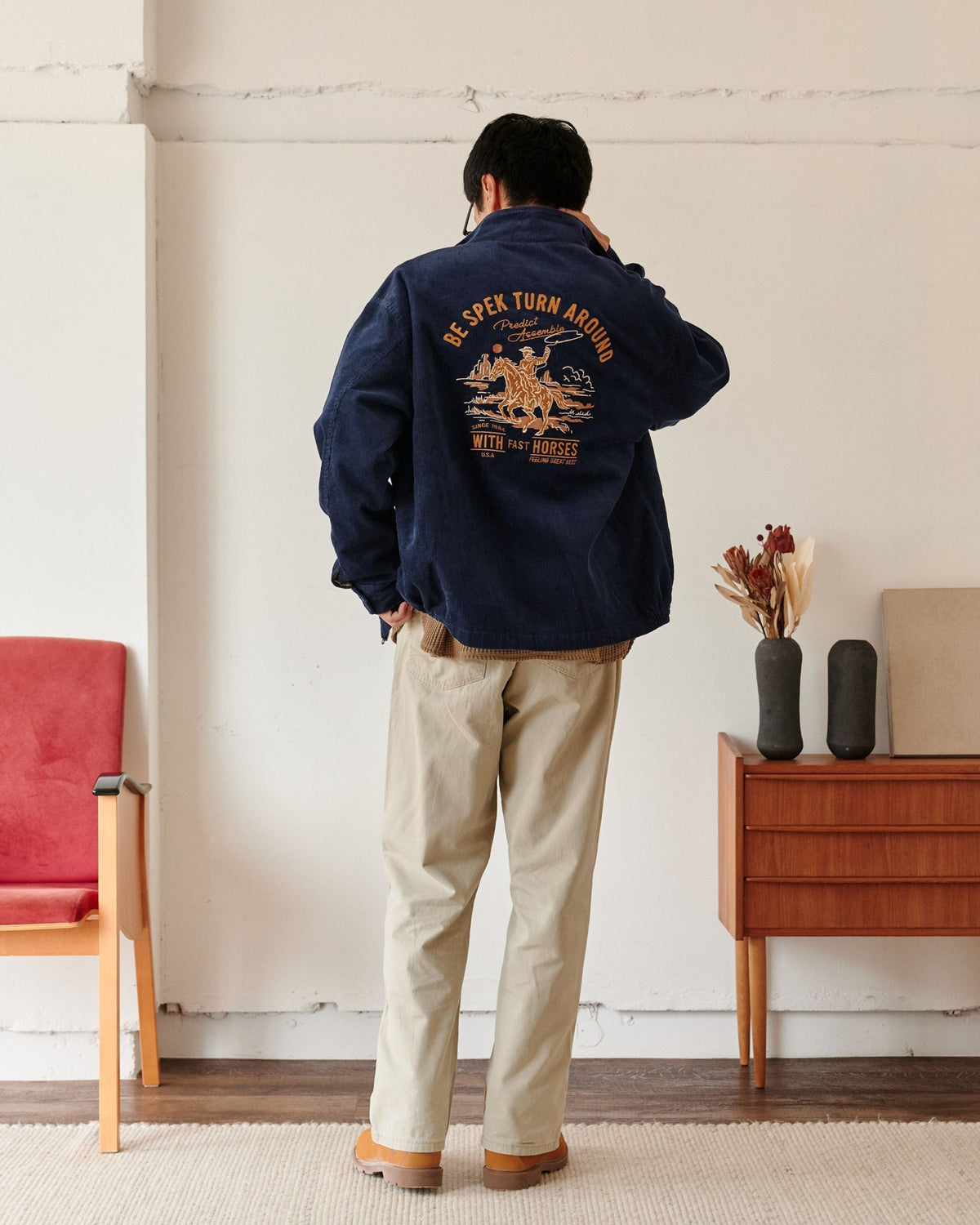 コーデュロイ刺繍スタンドジャケット