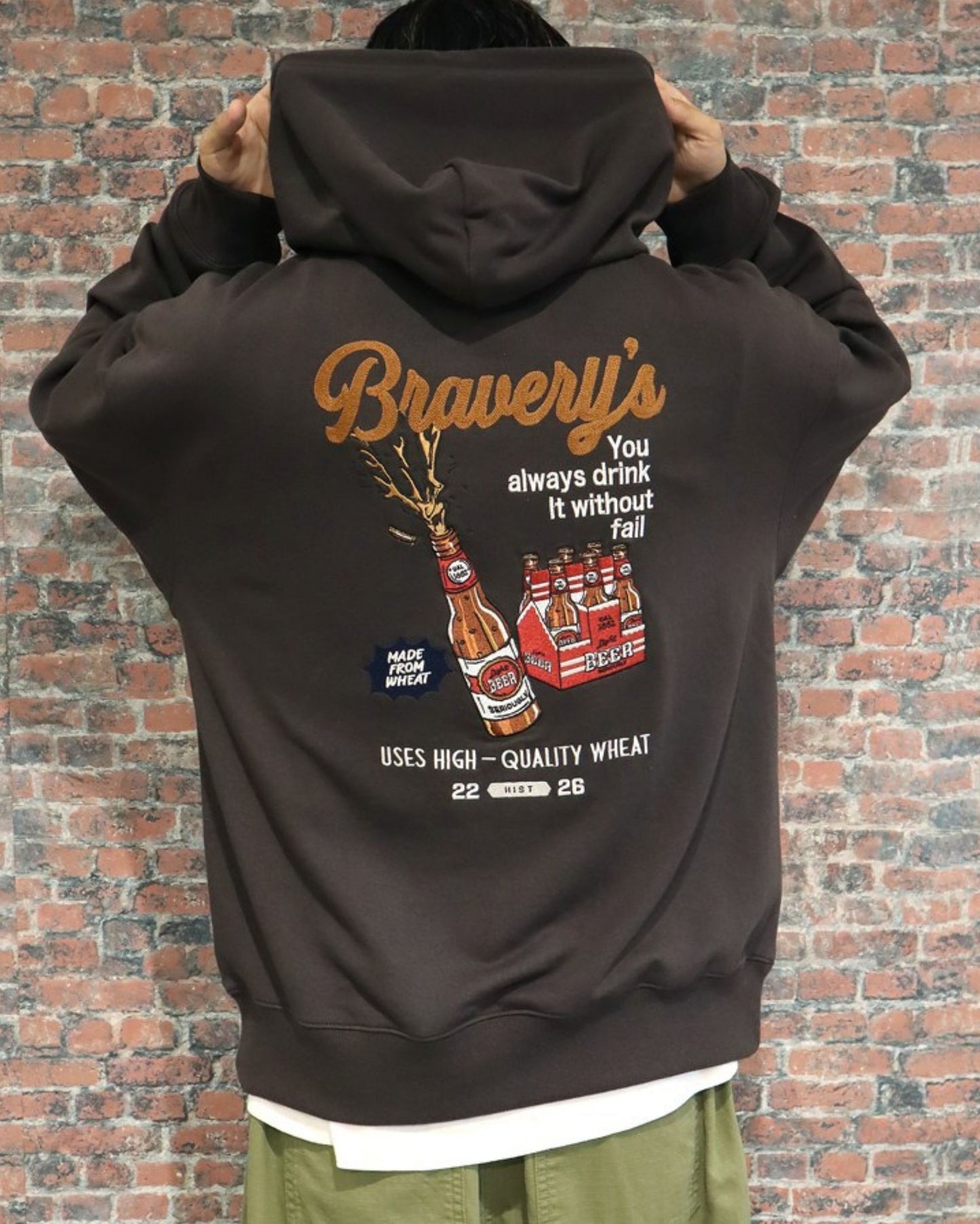 ビール刺繍パーカー