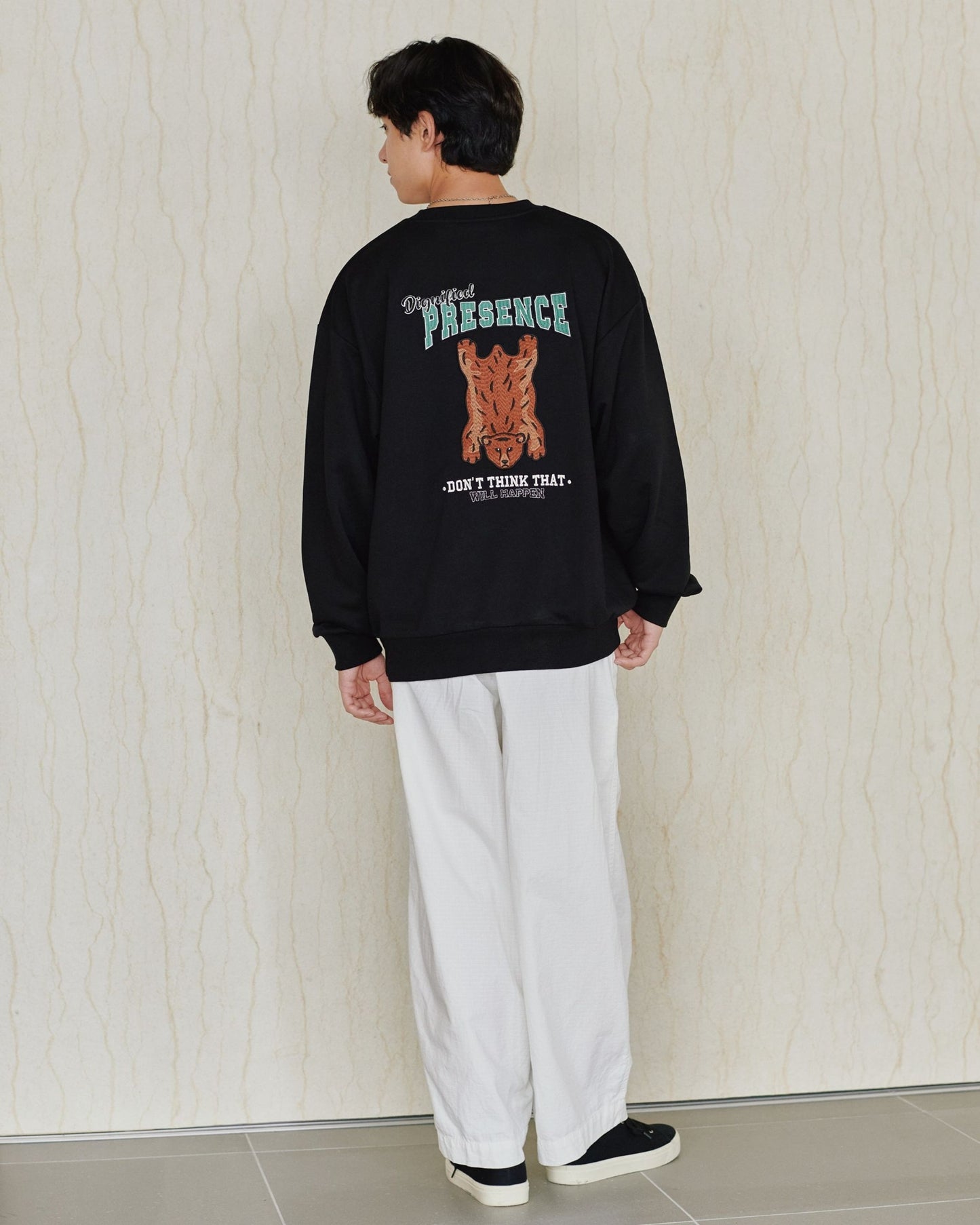 チベタンラグスウェット　クマ柄