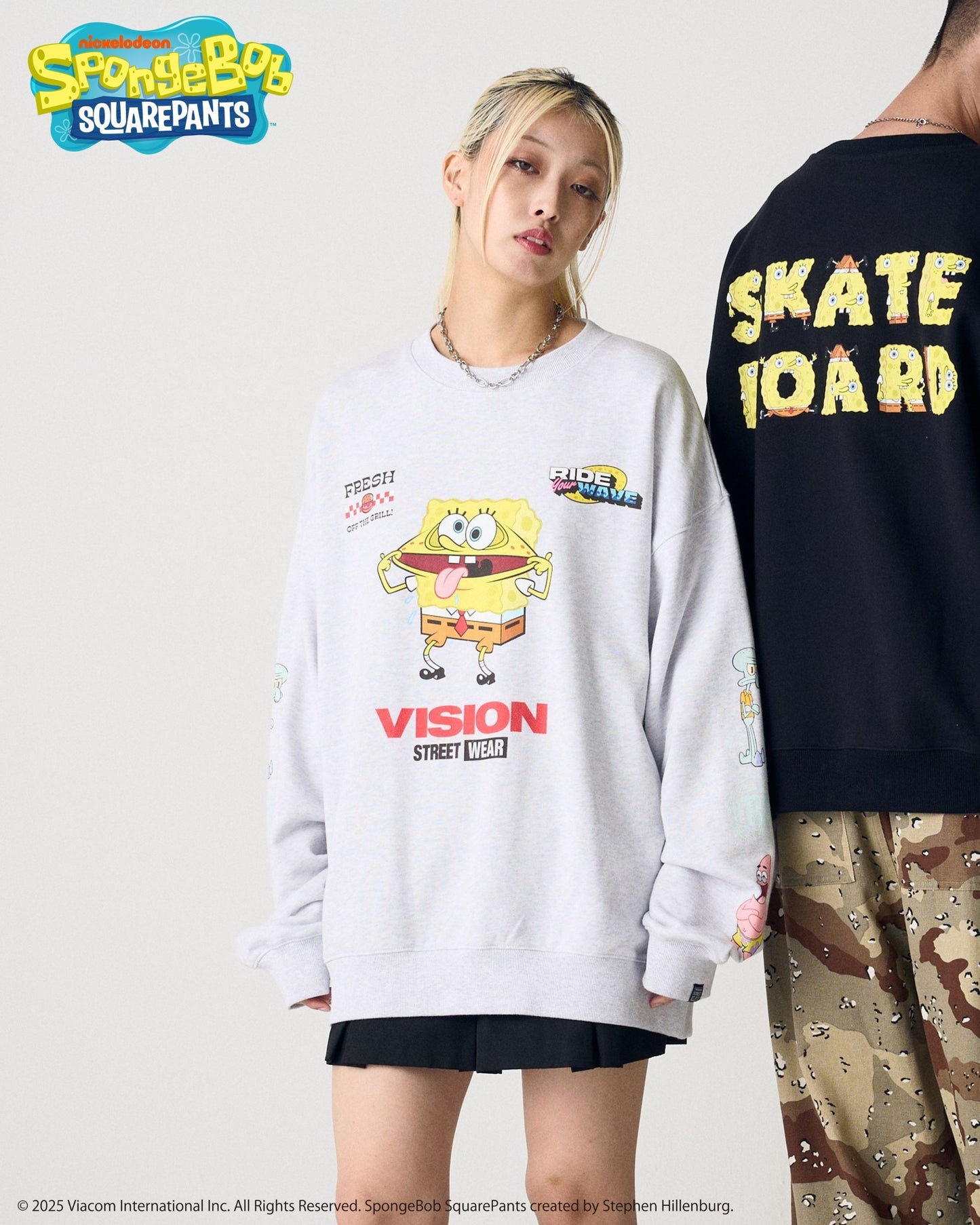 【スポンジ・ボブコラボ】Racing Sweatshirt / 袖プリントコラボスウェット