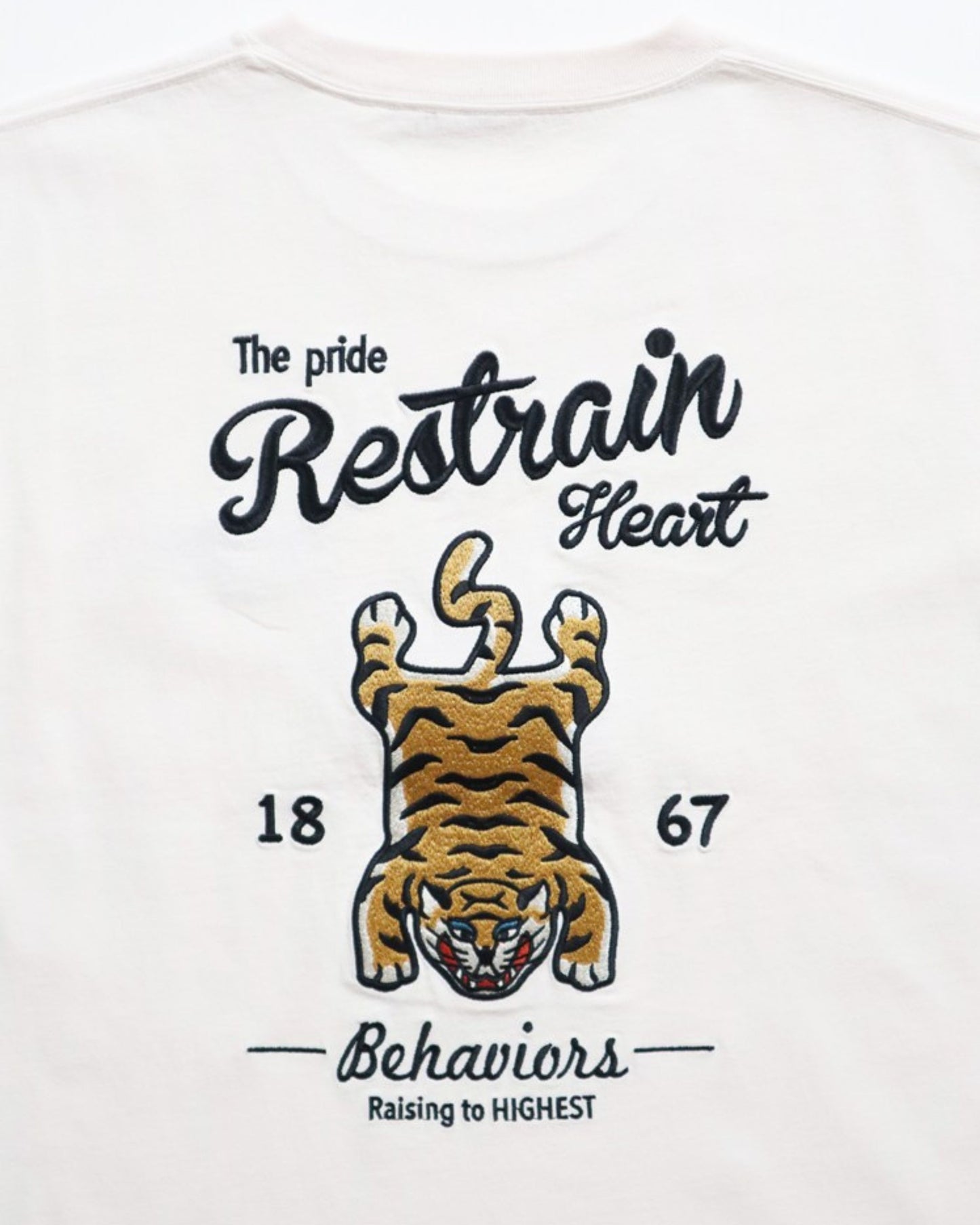 チベタンタイガーラグ刺繍T