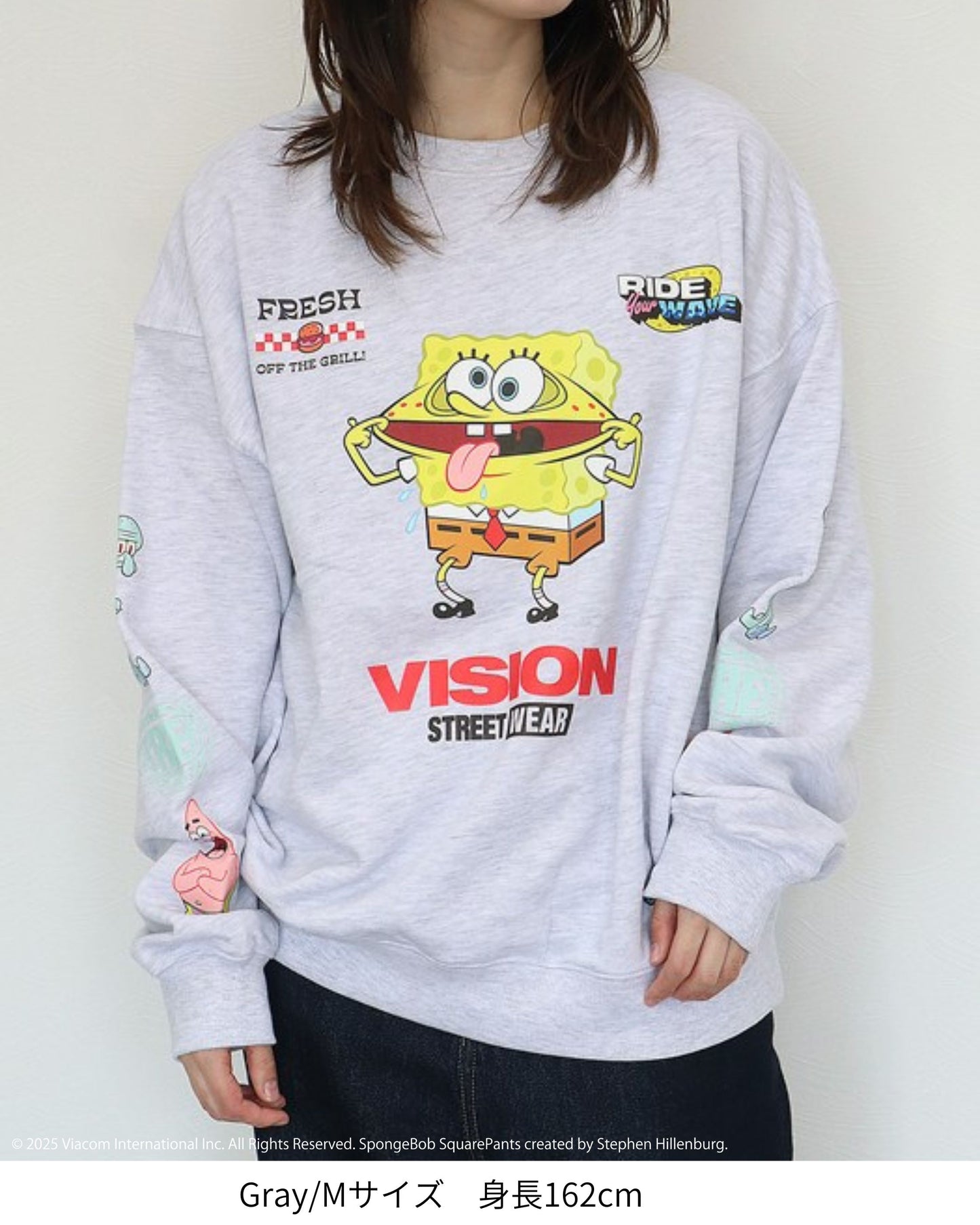 【スポンジ・ボブコラボ】Racing Sweatshirt / 袖プリントコラボスウェット