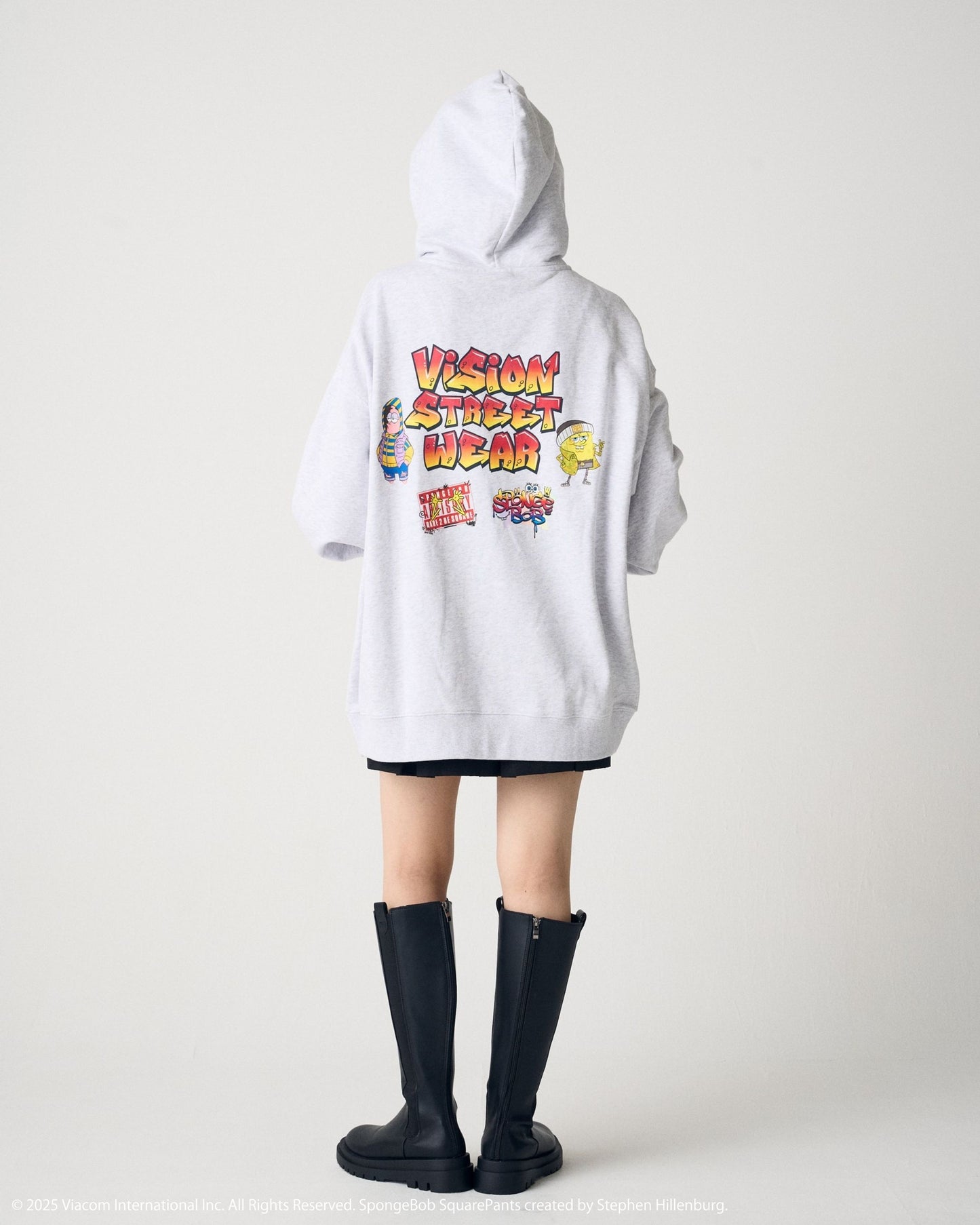 【スポンジ・ボブコラボ】 Logo ZIP PK / ストリートグラフィックZIPパーカー