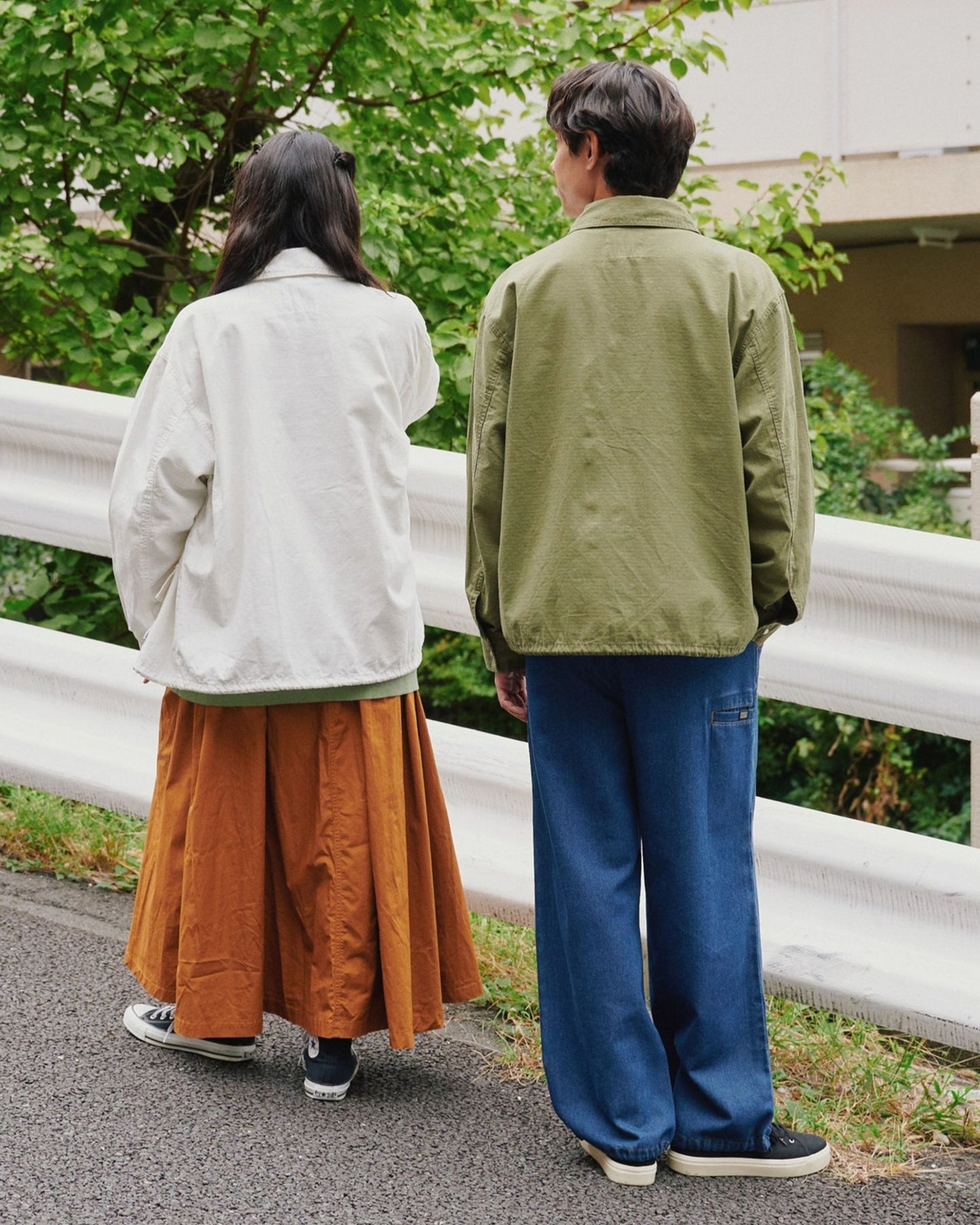 【MOVING PANTS®】ダブルニーデニムパンツ