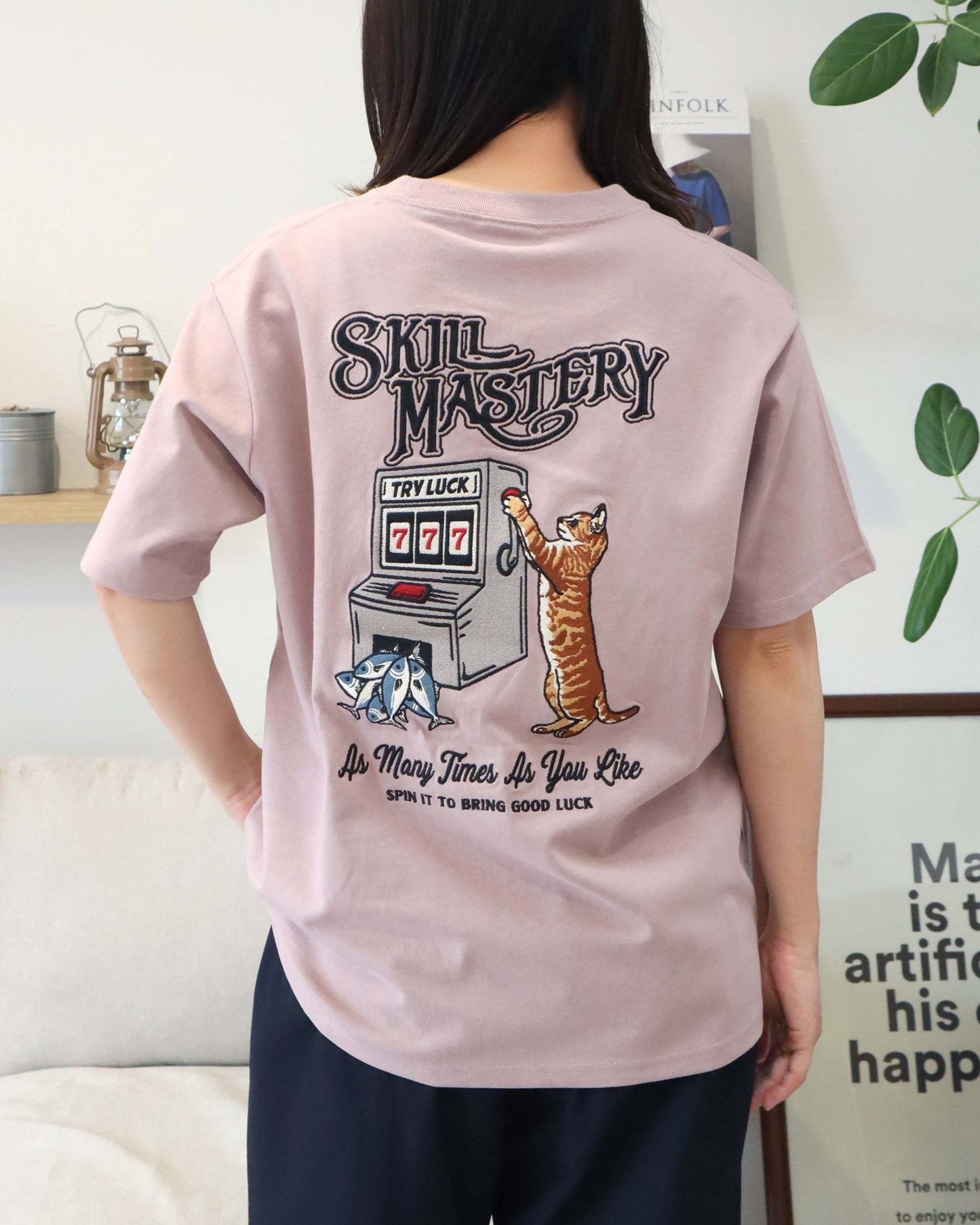 スロットネコ刺繍T