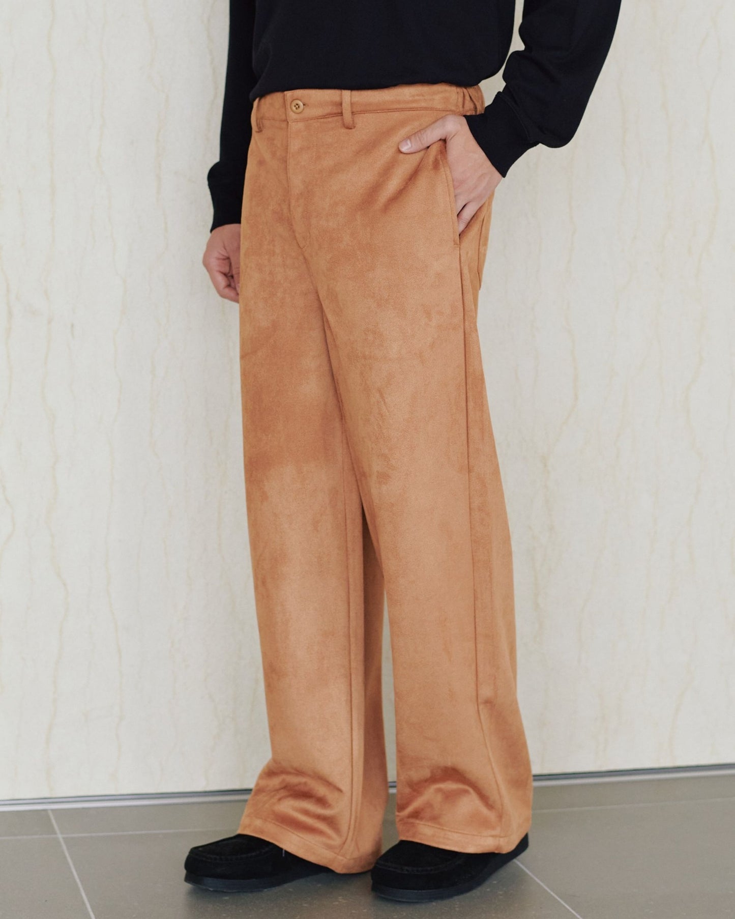 フェイクスウェードパンツ