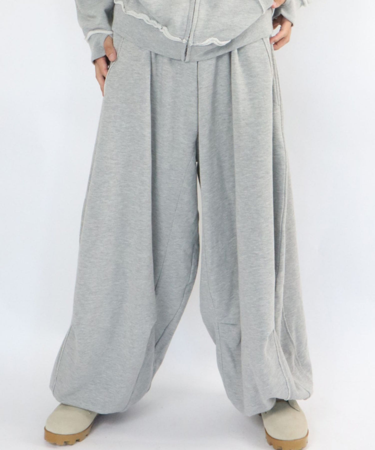 Ultra baggy sweatpants / ウルトラバギースウェットパンツ