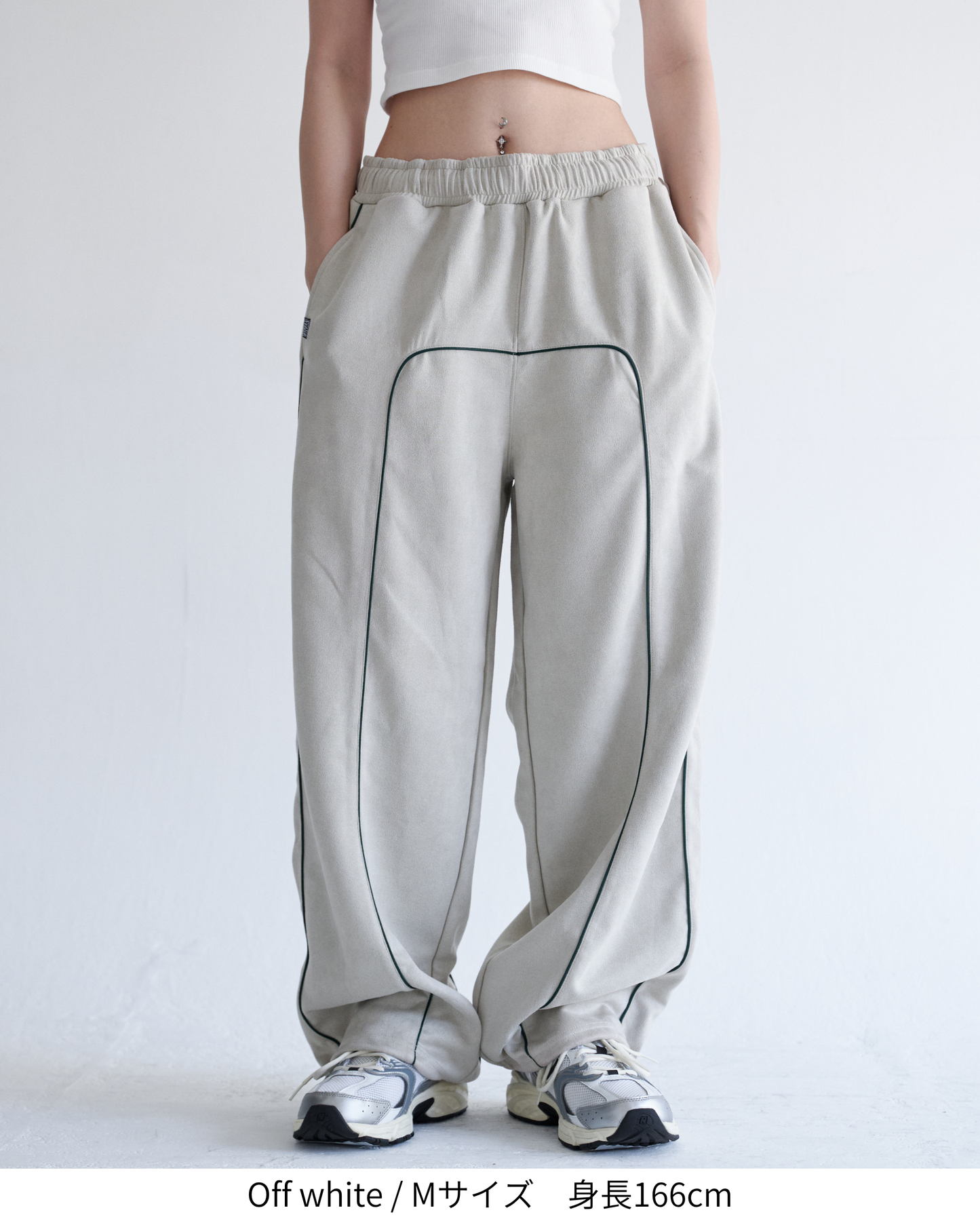 Fake suede piping pants / フェイクスエードパイピングパンツ