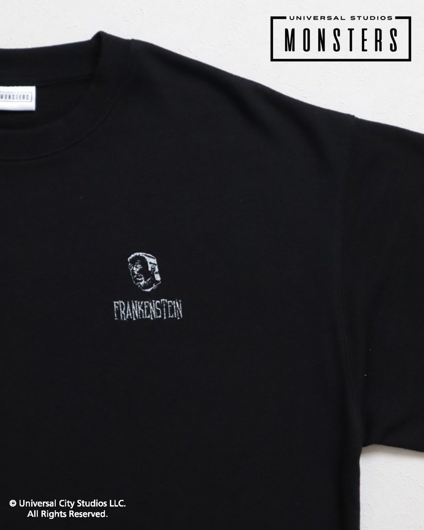 【UNIVERSAL MONSTERS】ポスターイラストスウェット　フランケンシュタイン柄
