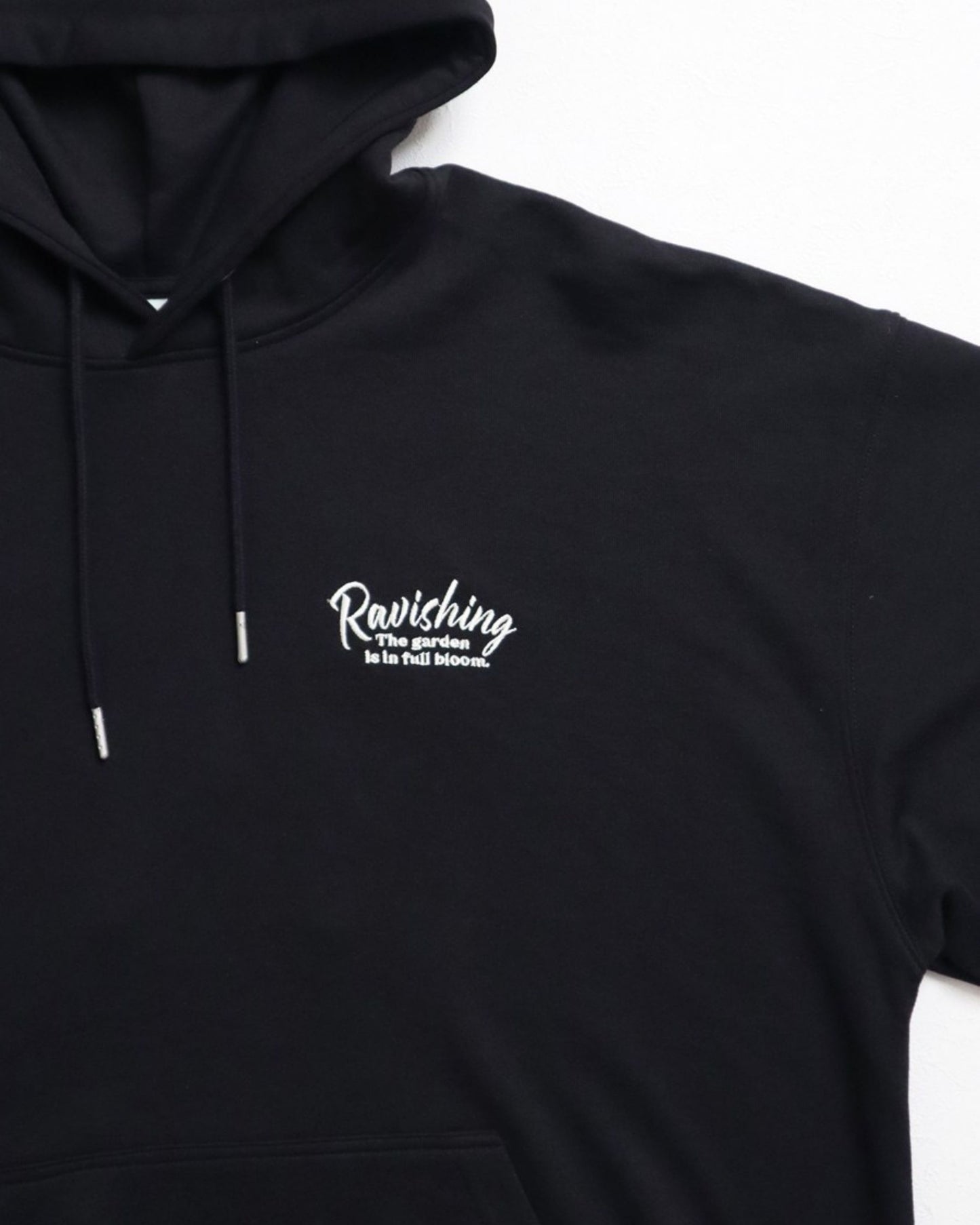 フラワー刺繍パーカー