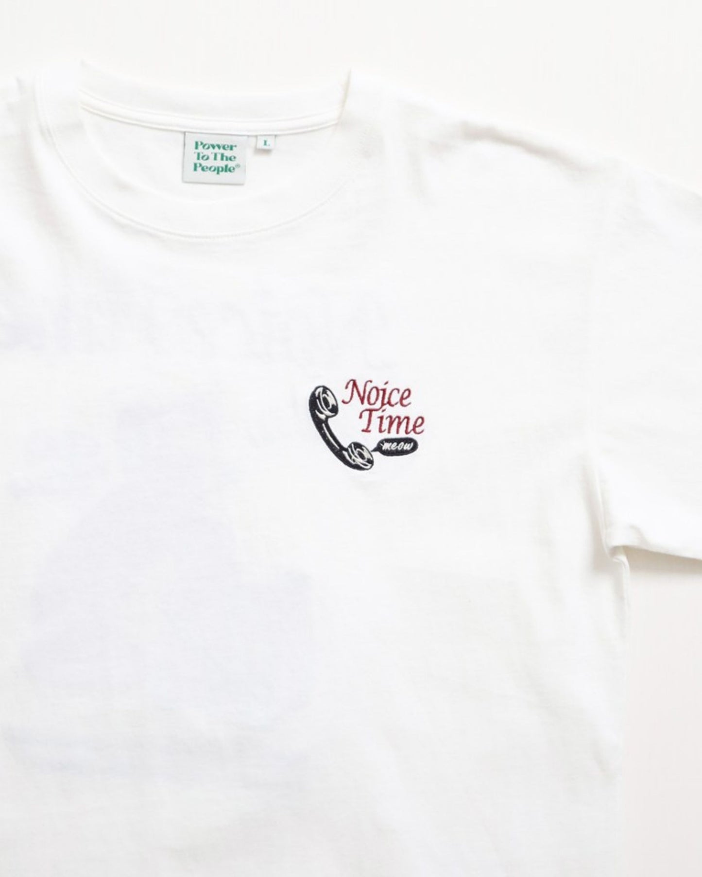 テレフォン ネコ刺繍T