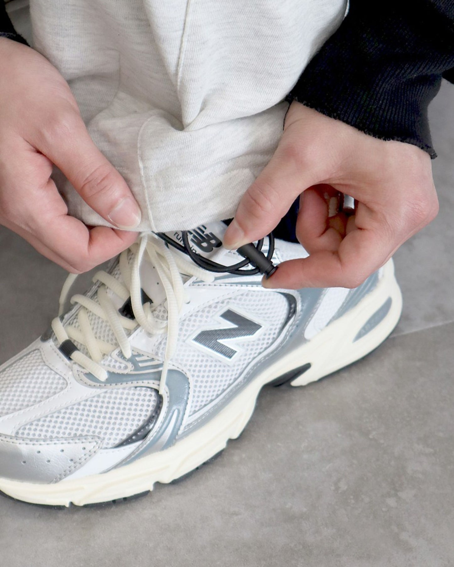 フラワー刺繍スウェットパンツ