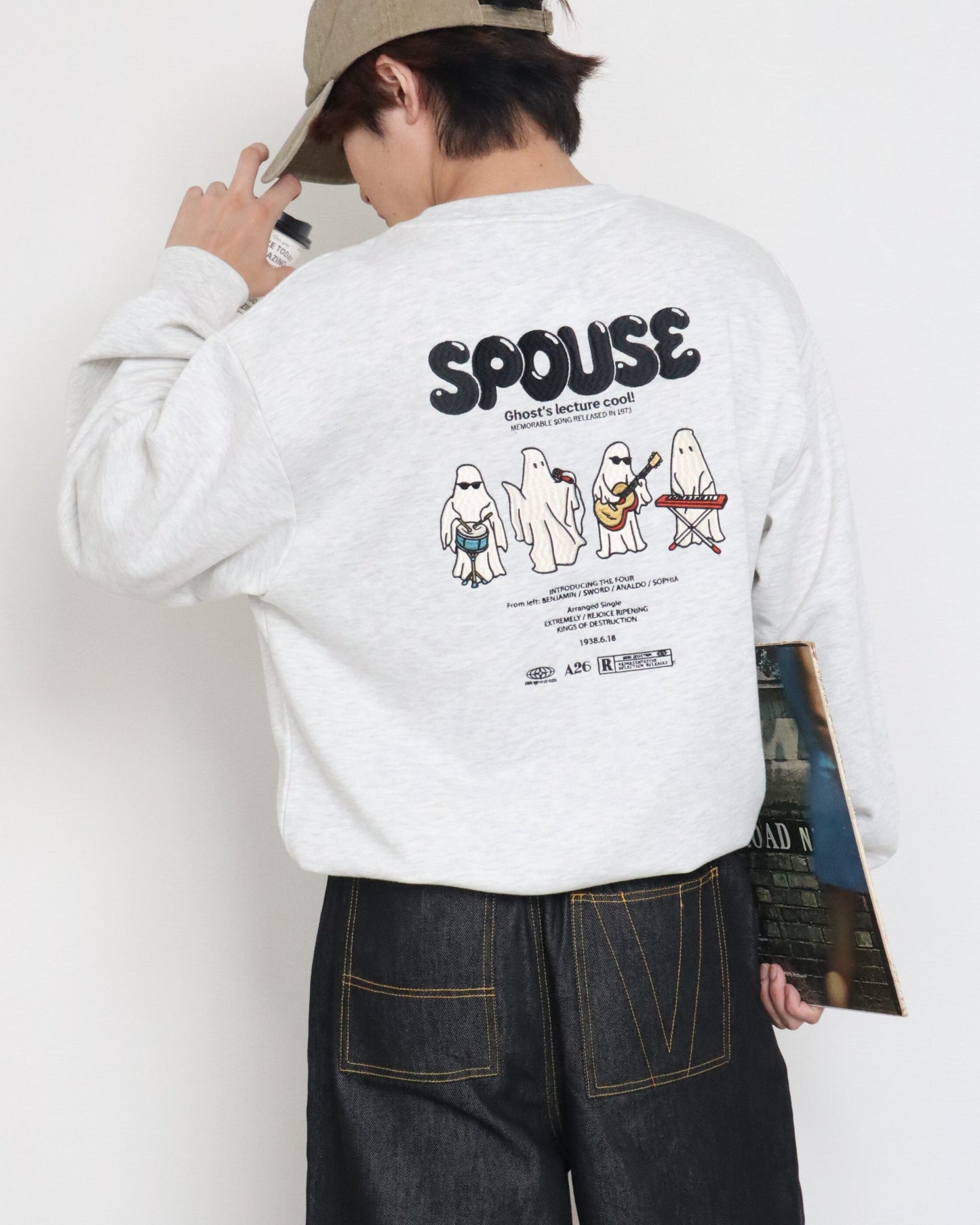 オバケバンド刺繍スウェット
