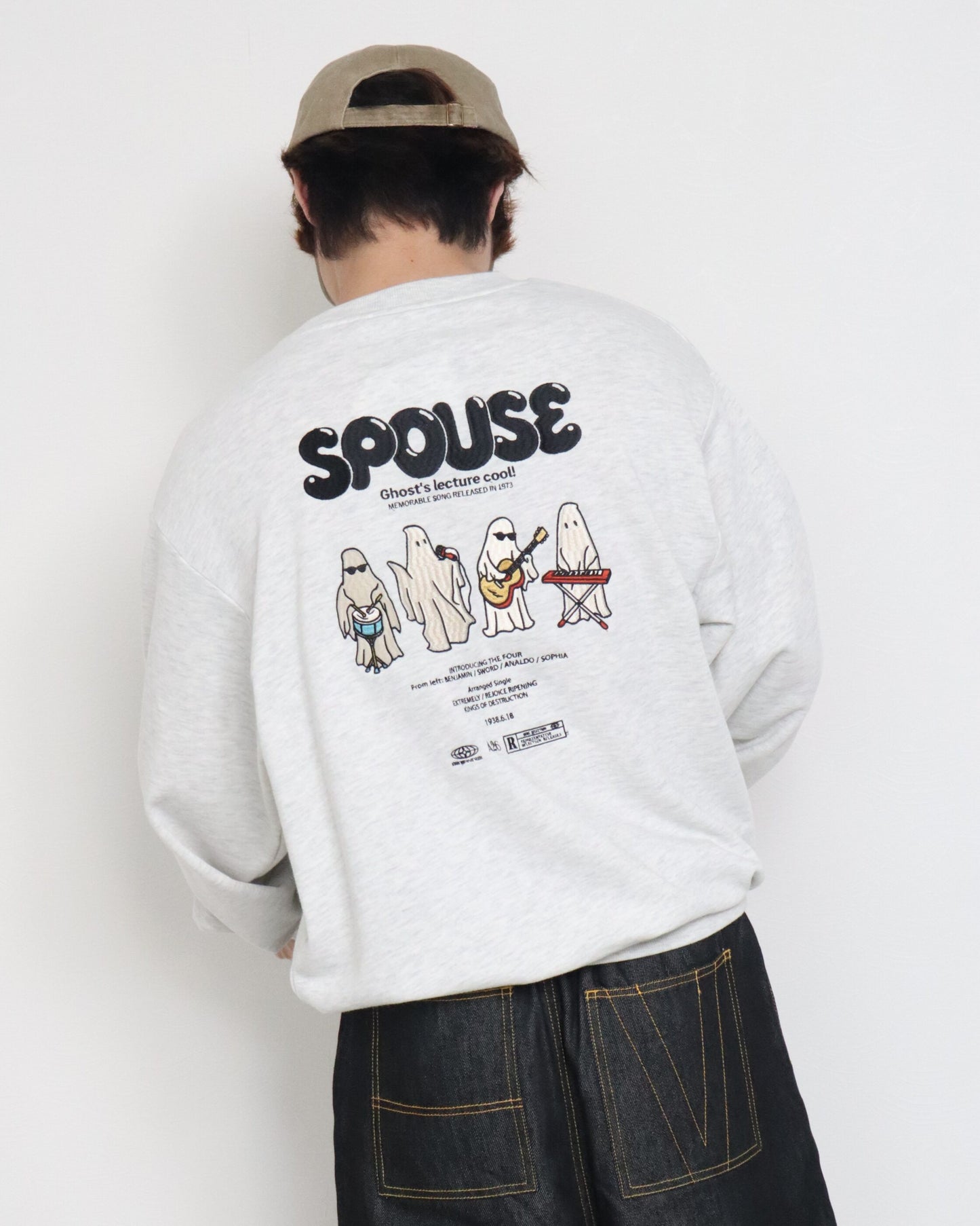 オバケバンド刺繍スウェット