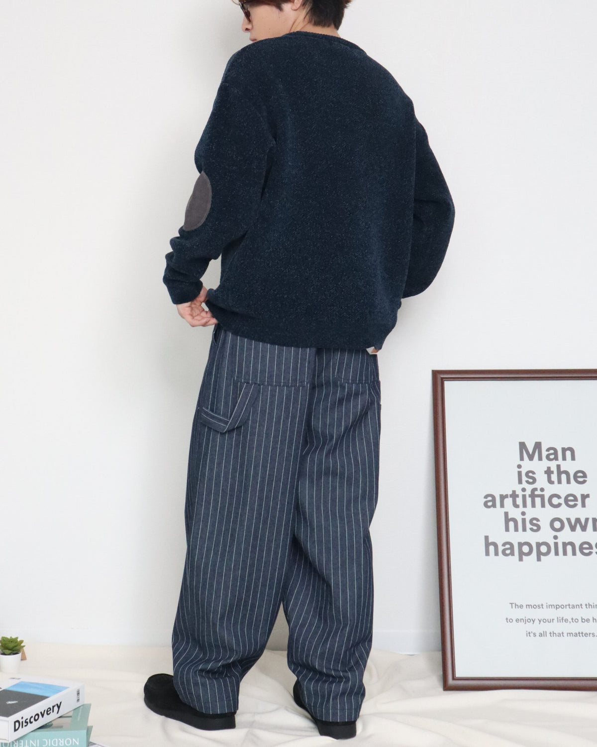 エルボーパッチ　ジャガードロゴモールニット