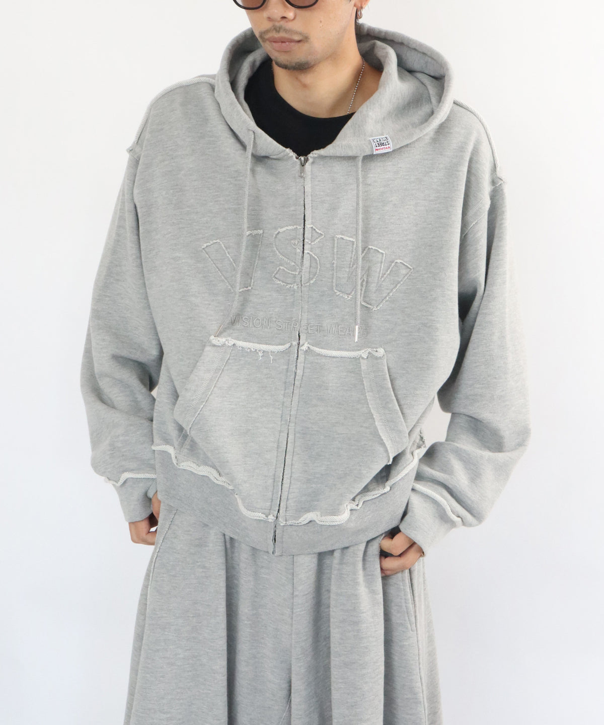 Pigment logo hoodie / ピグメントZIPパーカー