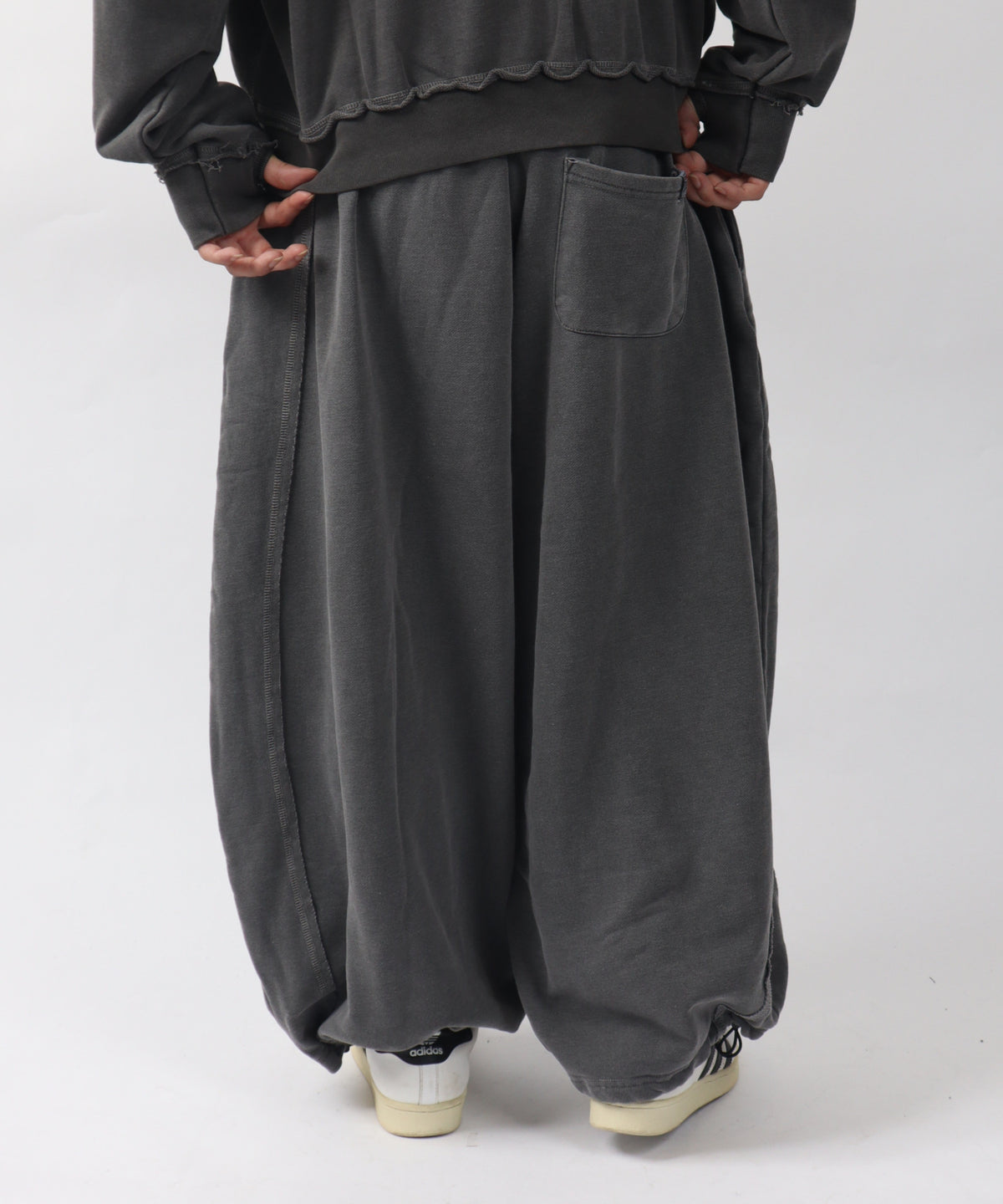 Ultra baggy sweatpants / ウルトラバギースウェットパンツ